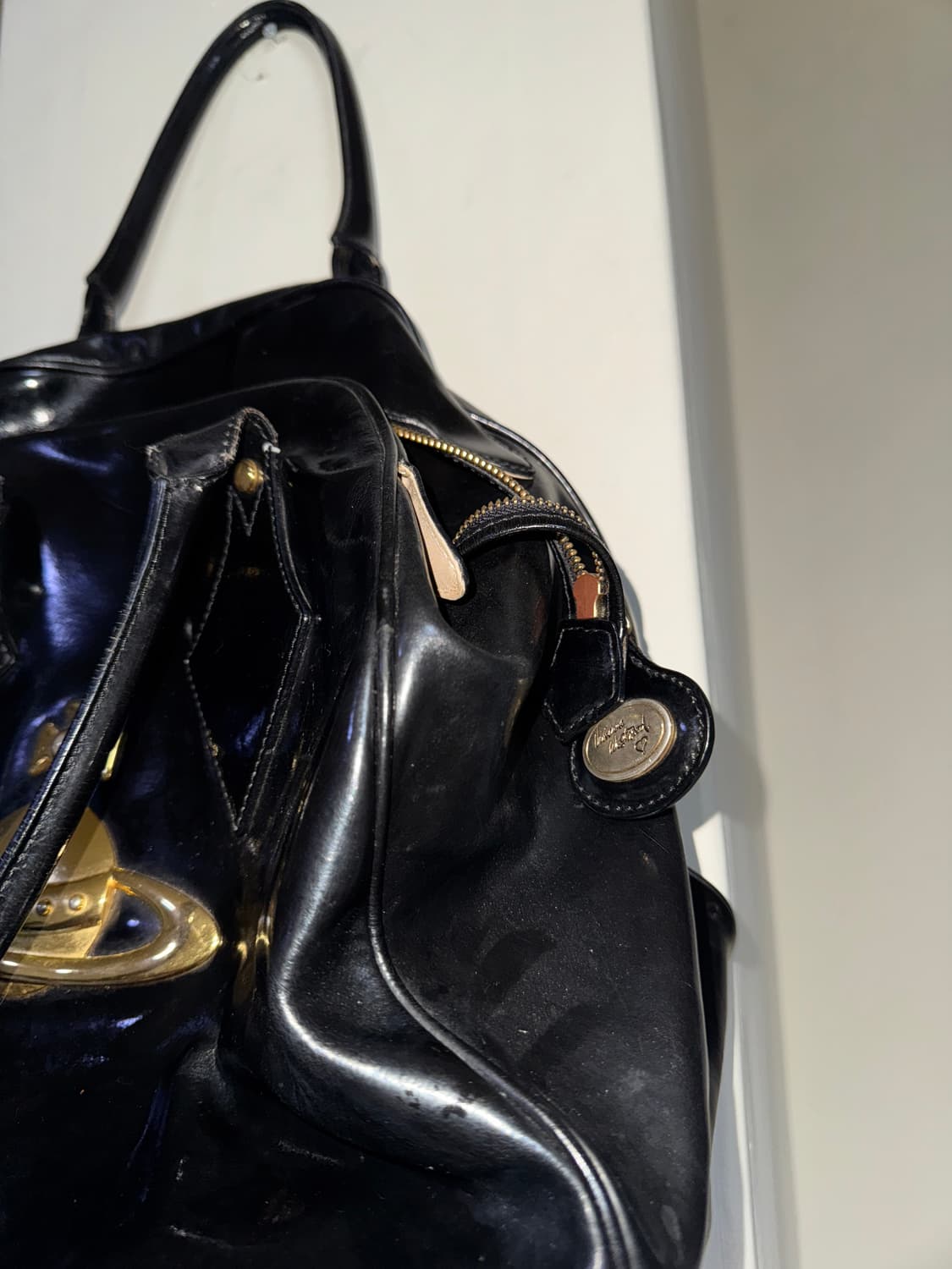 비비안웨스트우드 야스민 레더 토트백 상품이미지2