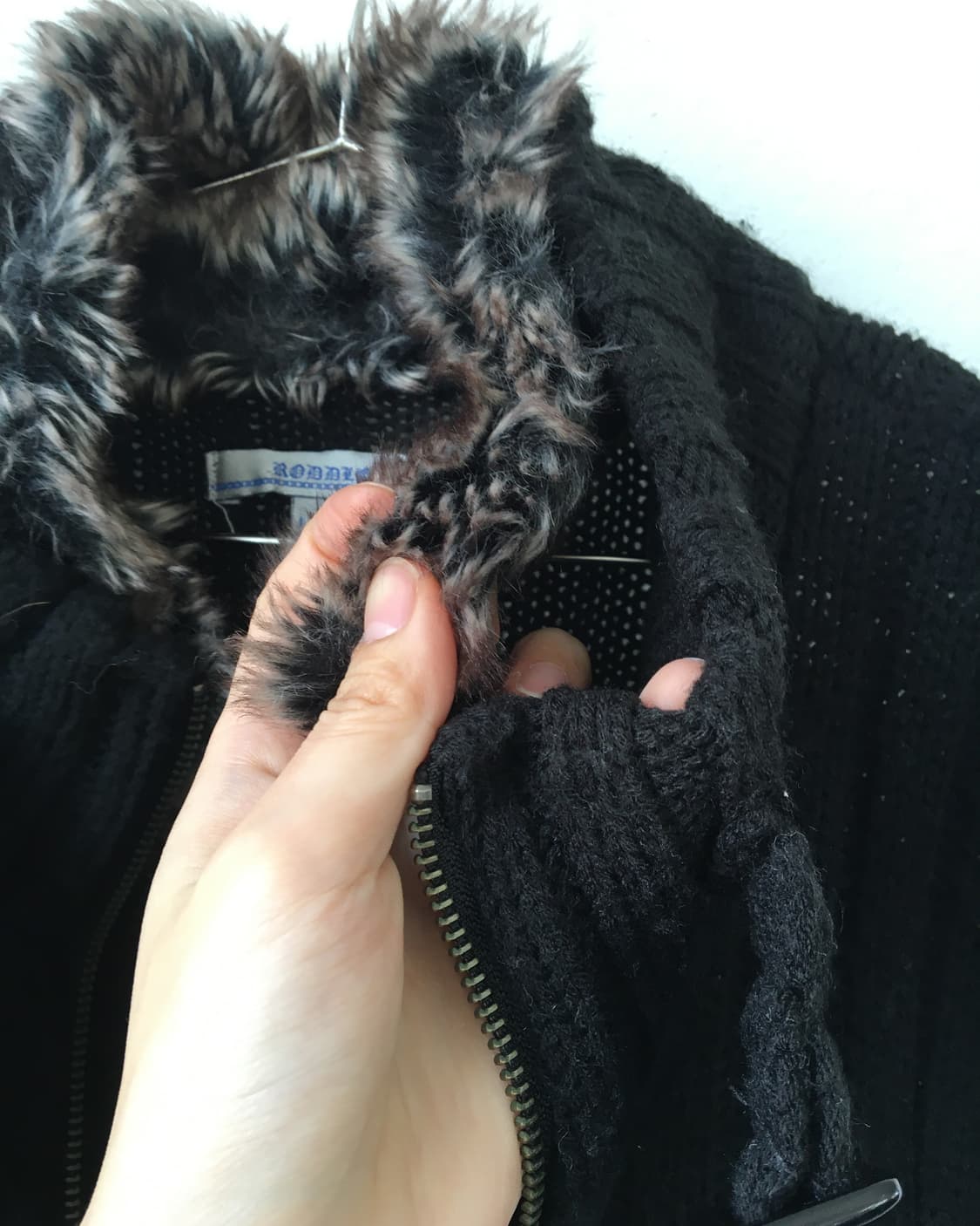 Fur layered belted knit zip up 상품이미지4