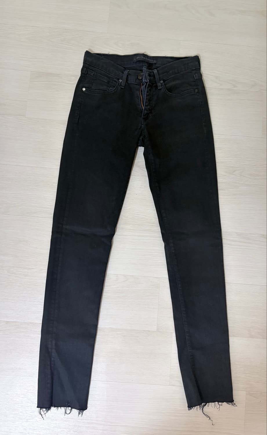 쥬시꾸뛰르 Juicy Couture 블랙 스키니 데님 팬츠 상품이미지2