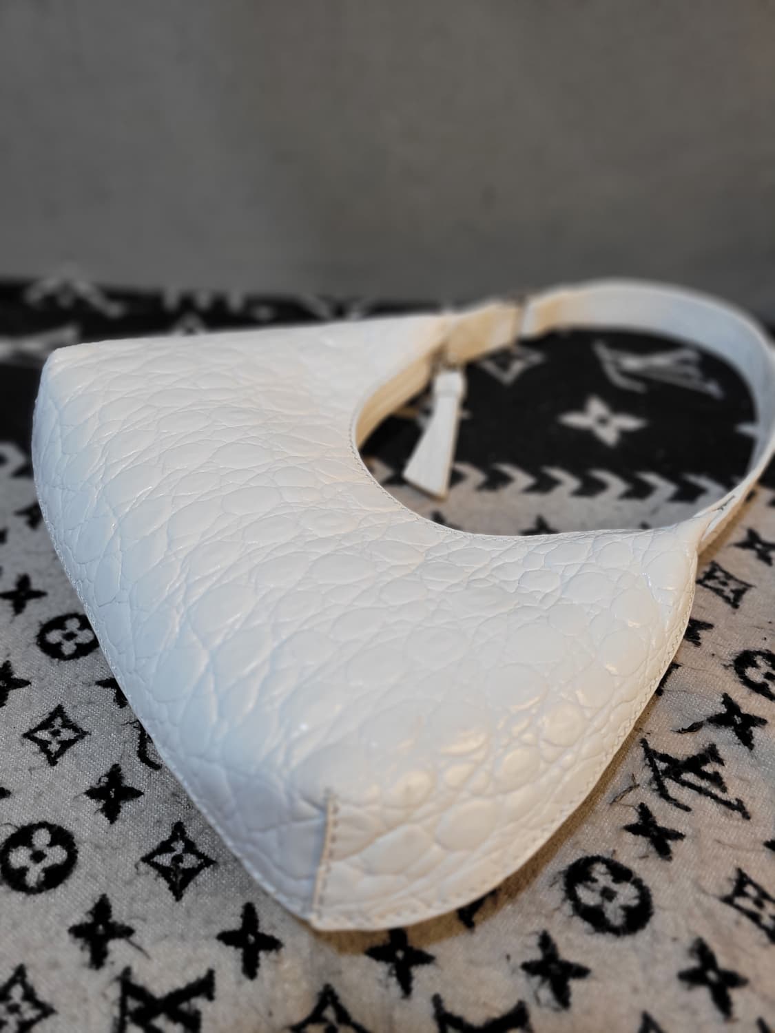 정품 BY FAR (바이파) 베이비  미니  엠마백  상품이미지5