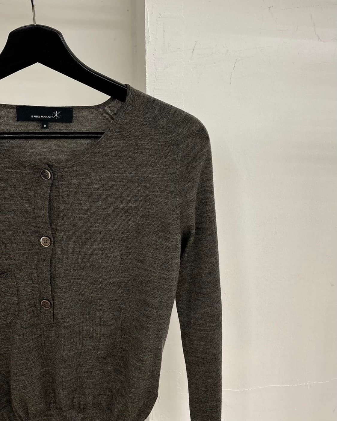 이자벨 마랑 카키 그레이 크루넥 버튼업 울 가디건 상품이미지4