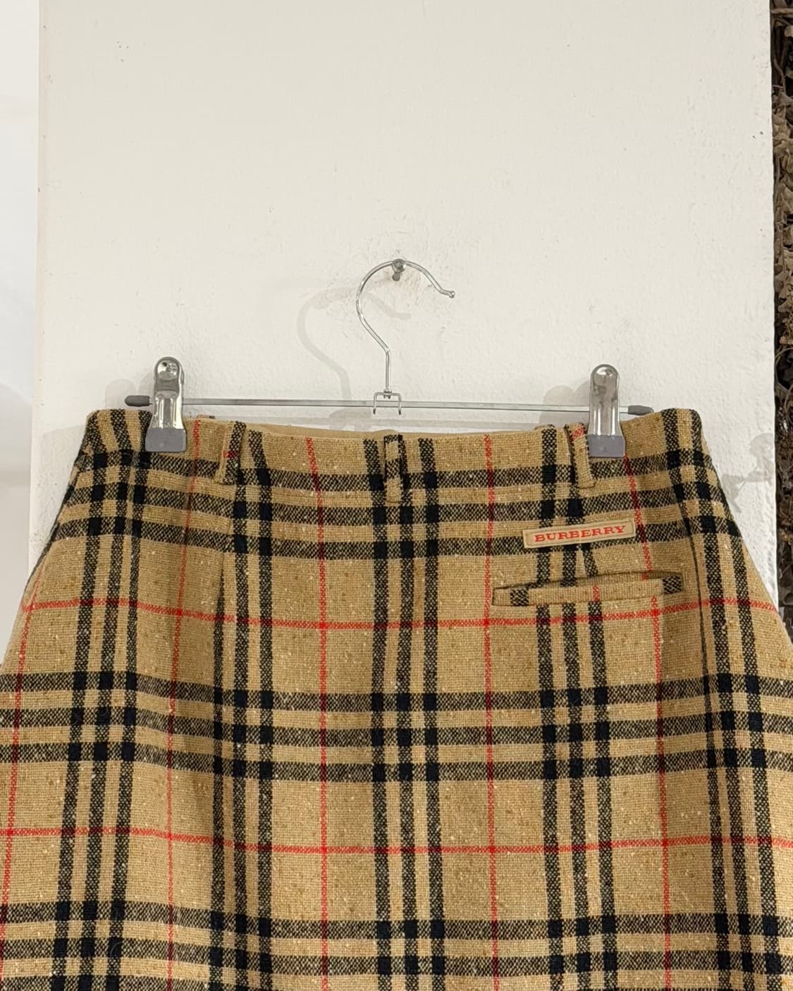 버버리 골프 베이지 노바체크 울 미니 스커트  상품이미지5
