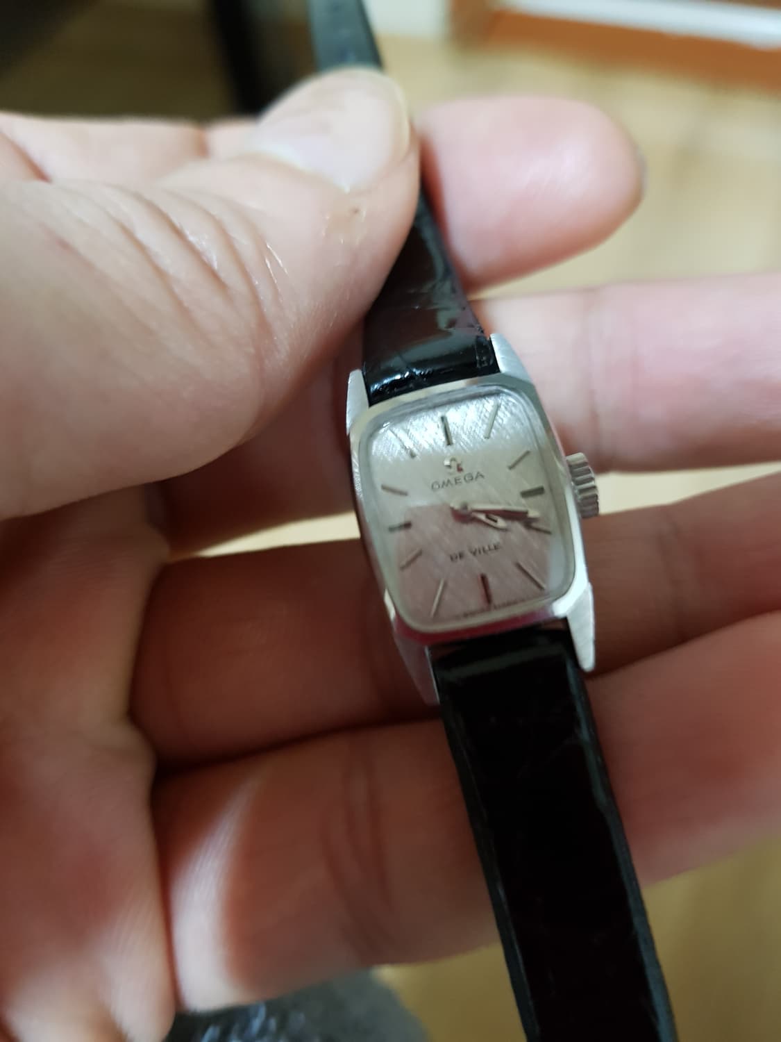 오메가 드빌 미니사이즈 수동 여성시계팝니다 상품이미지9