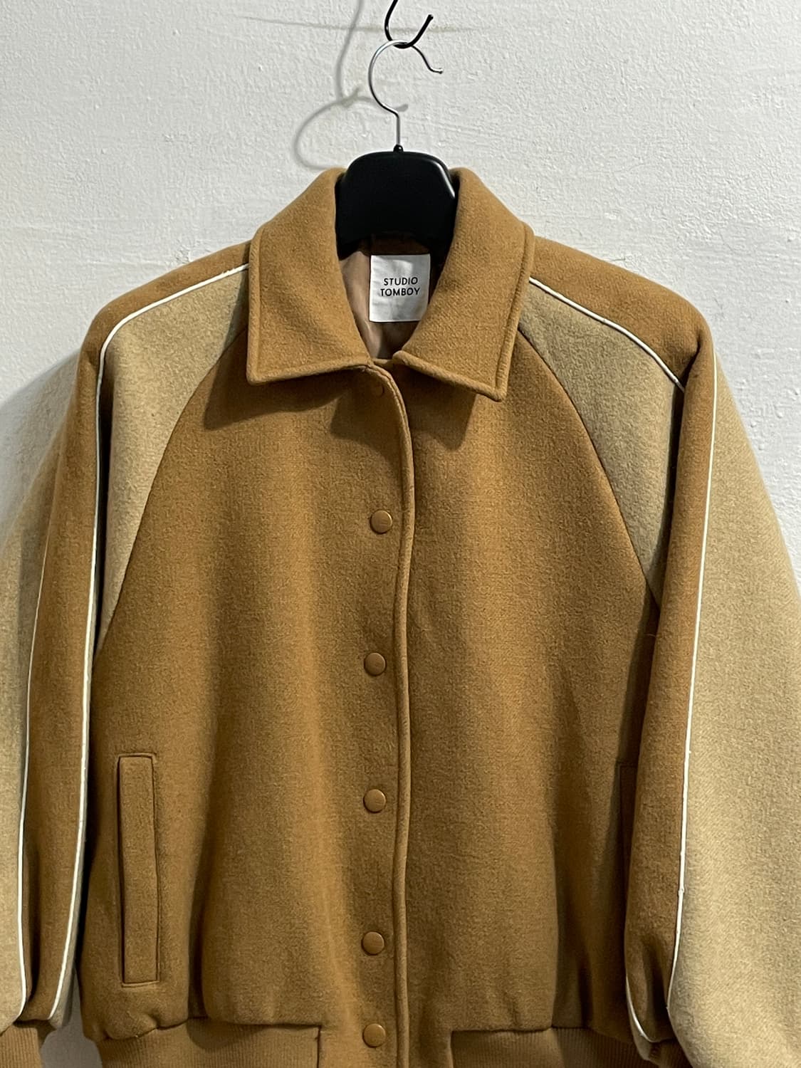 스튜디오 톰보이 배색 울 블루종 자켓 상품이미지2