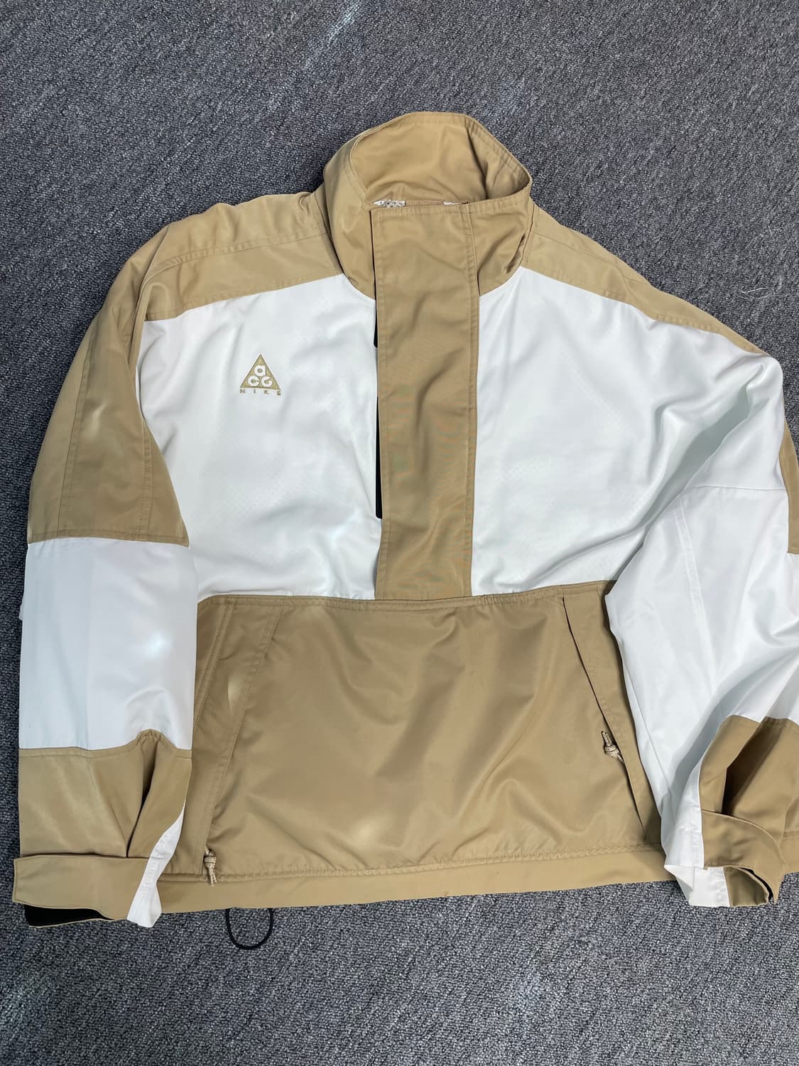 나이키 ACG 아노락 바람막이 베이지/화이트(xl 실사100-105) 상품이미지1