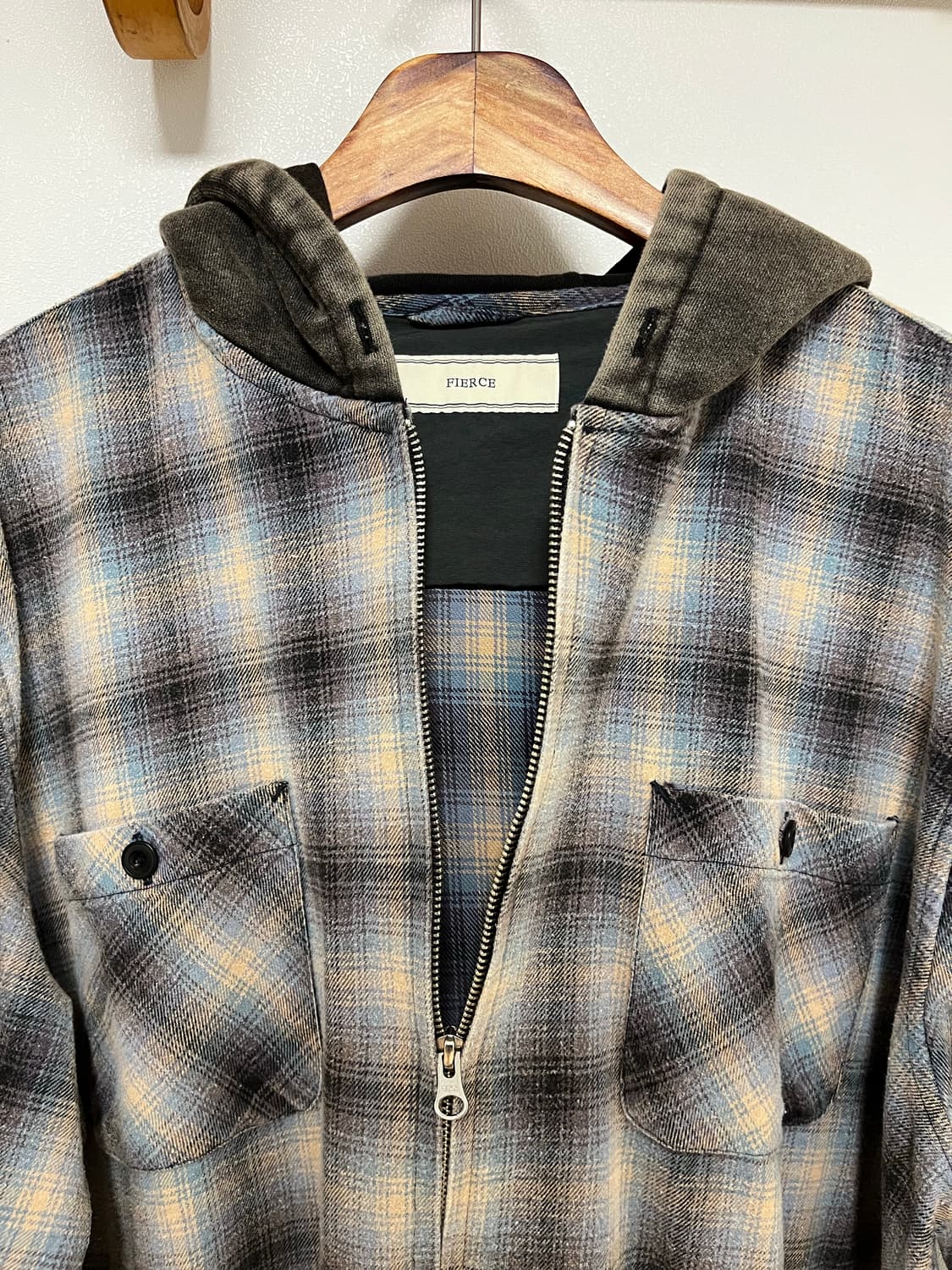 피어스 블랙아웃 GRAZE ZIP SHIRT HOODIE 상품이미지4