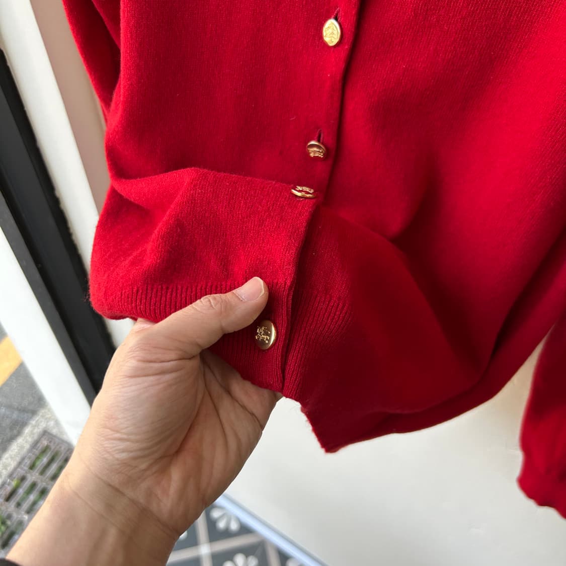 16434 - 버버리 레드 울 가디건 (램스 울 100%) 상품이미지4