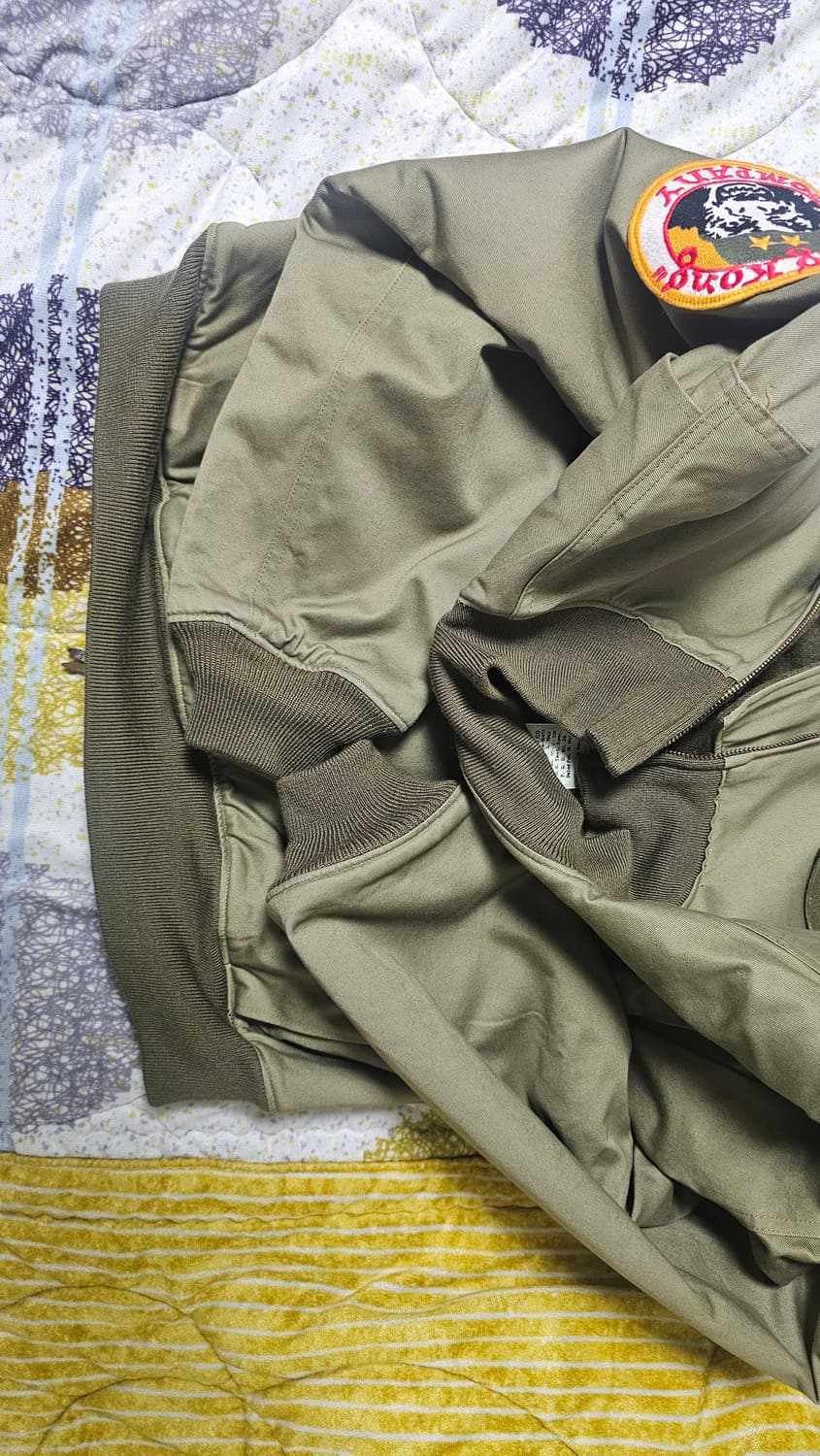 브론슨 택시드라이버 XL 사이즈 판매합니다. 상품이미지8