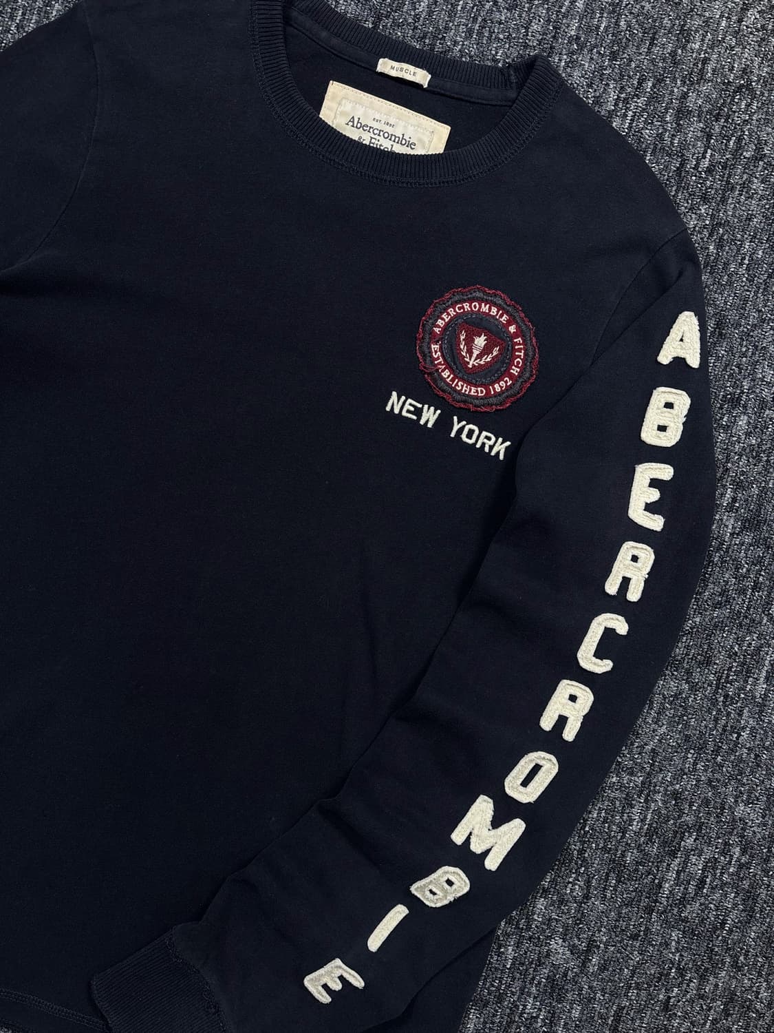 아베크롬비 네이비 롱슬리브 상품이미지5