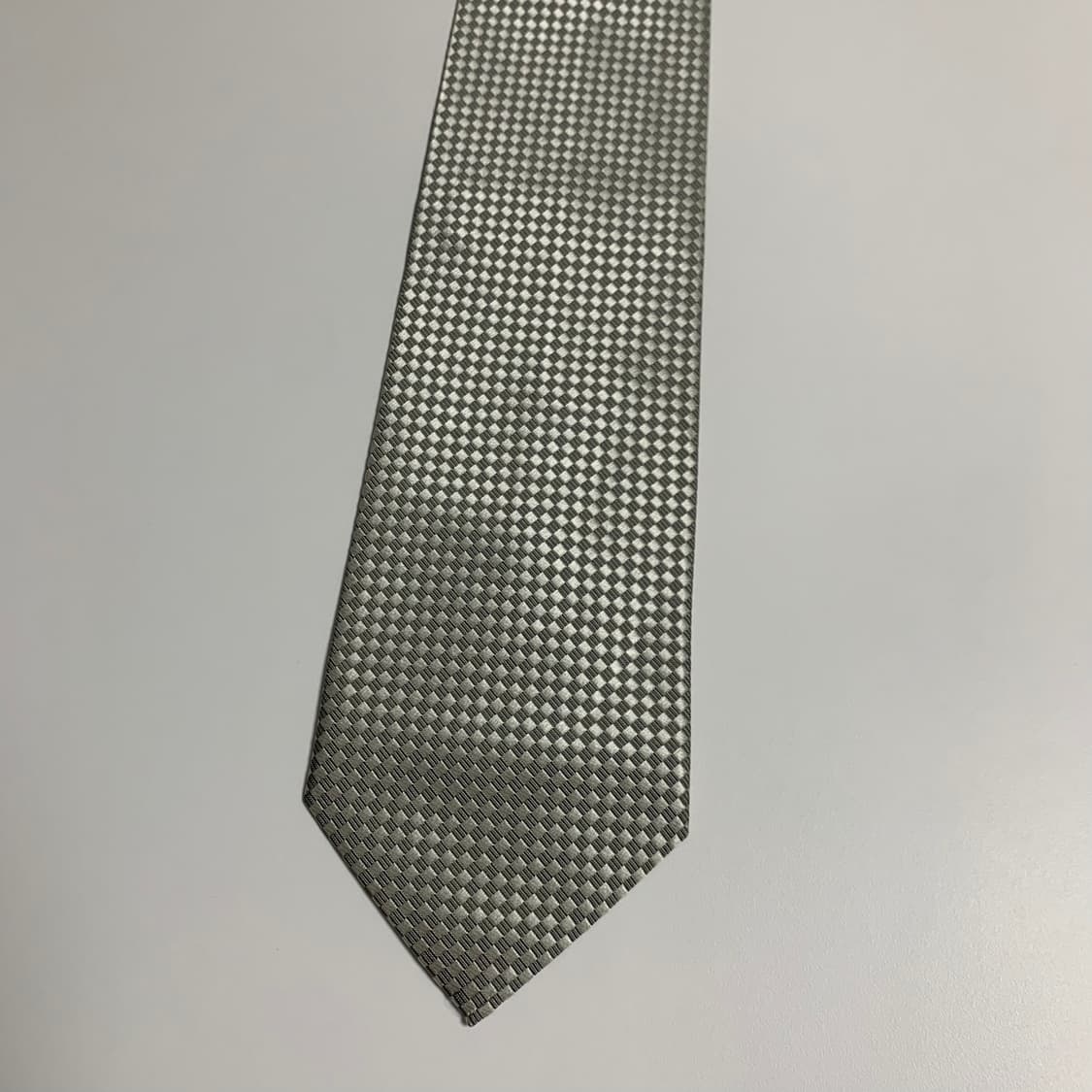 버버리(BURBERRY) 화이트컬러 체크넥타이 명품 100실크 A+등급 상품이미지9