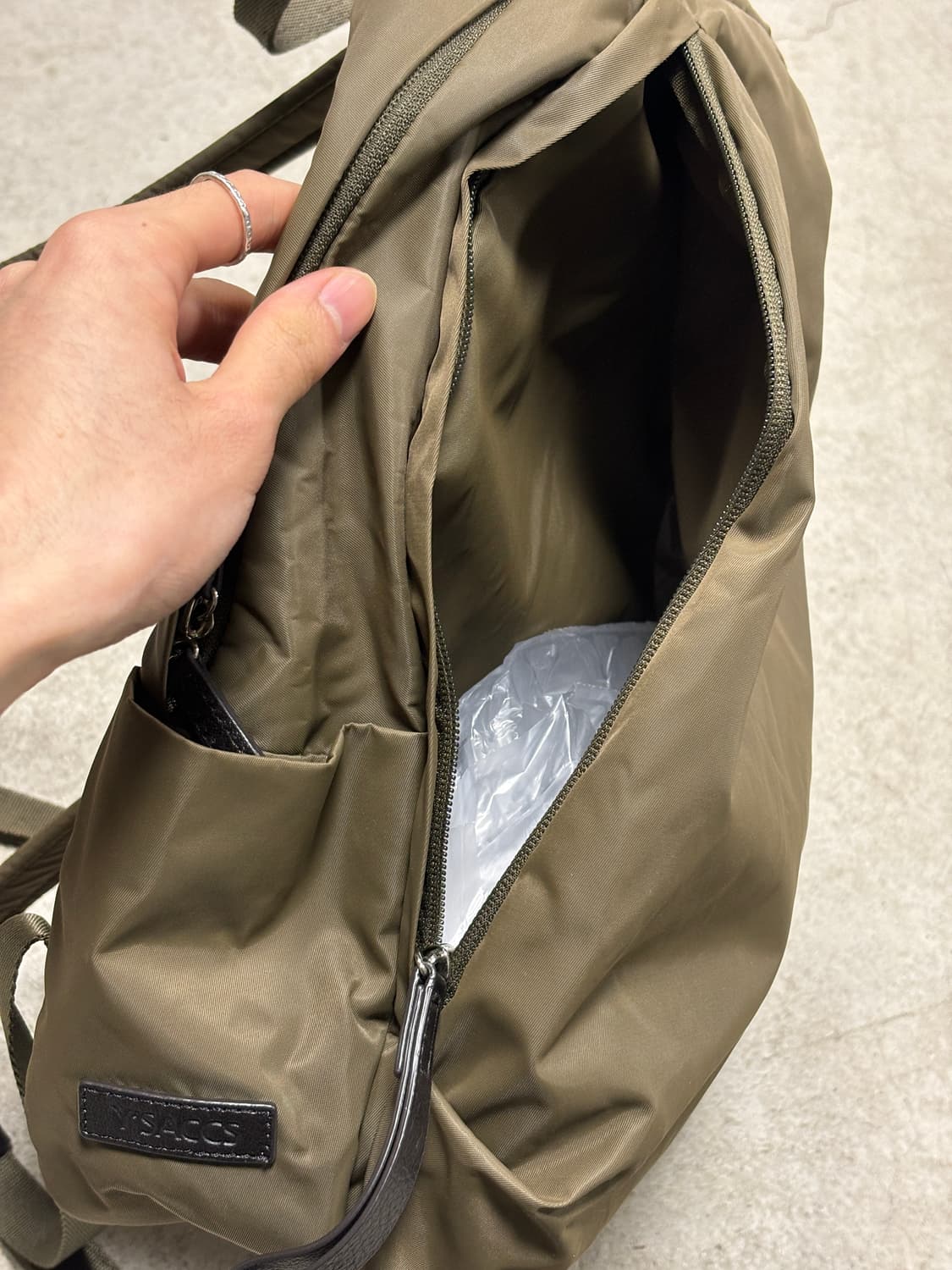 Y‘saccs 나일론 백팩 상품이미지8