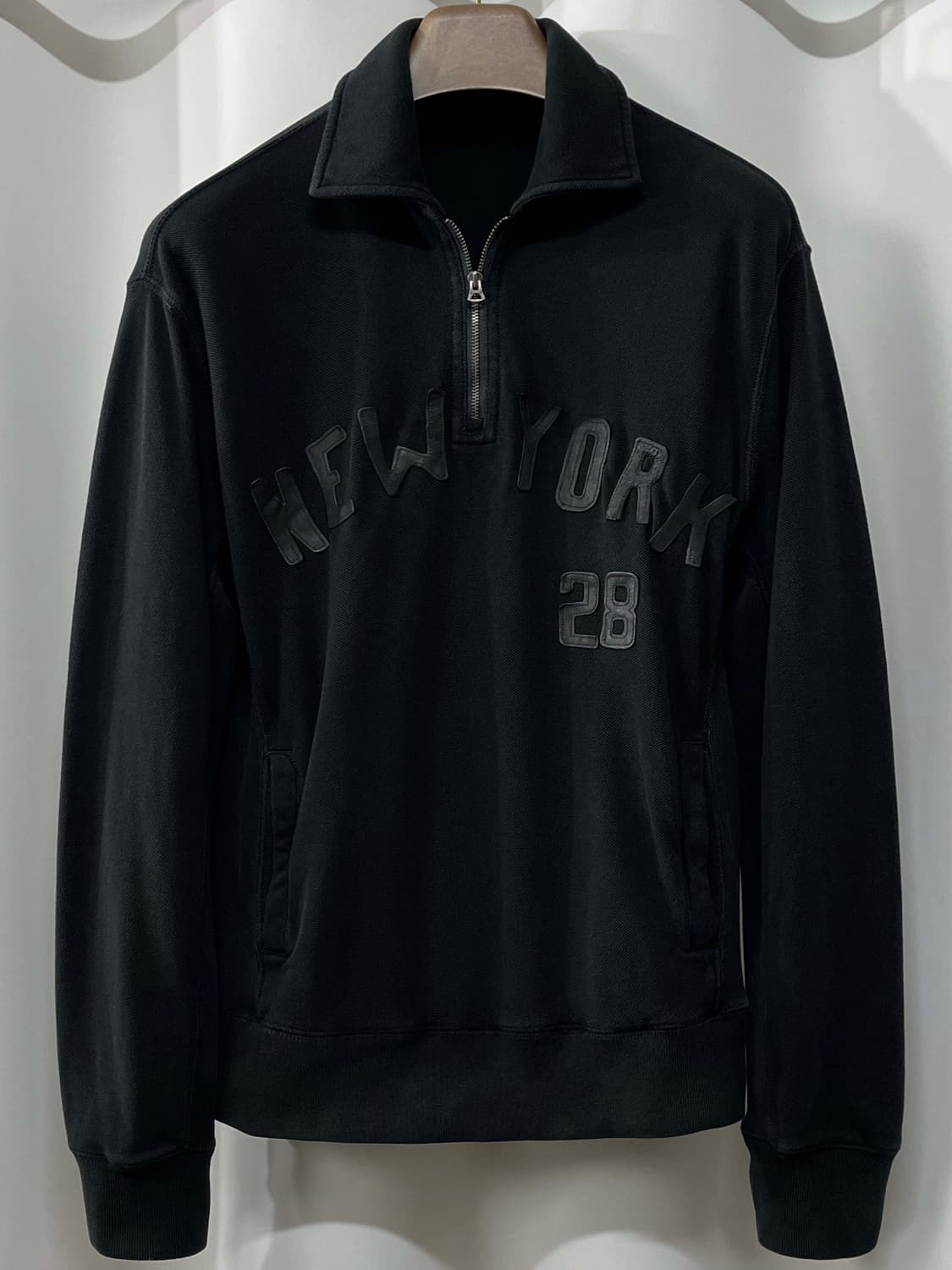 폴로 랄프로렌 뉴욕 레더 블랙 피그먼트 풀오버 스웻셔츠 맨투맨 상품이미지1