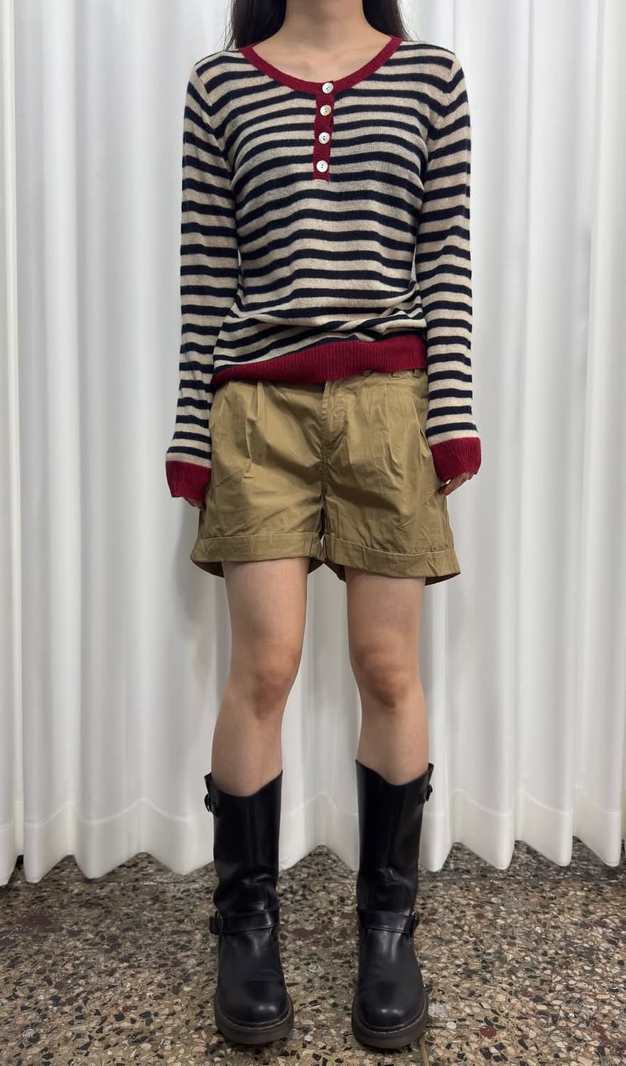 스트라이프 롱슬리브 상품이미지1