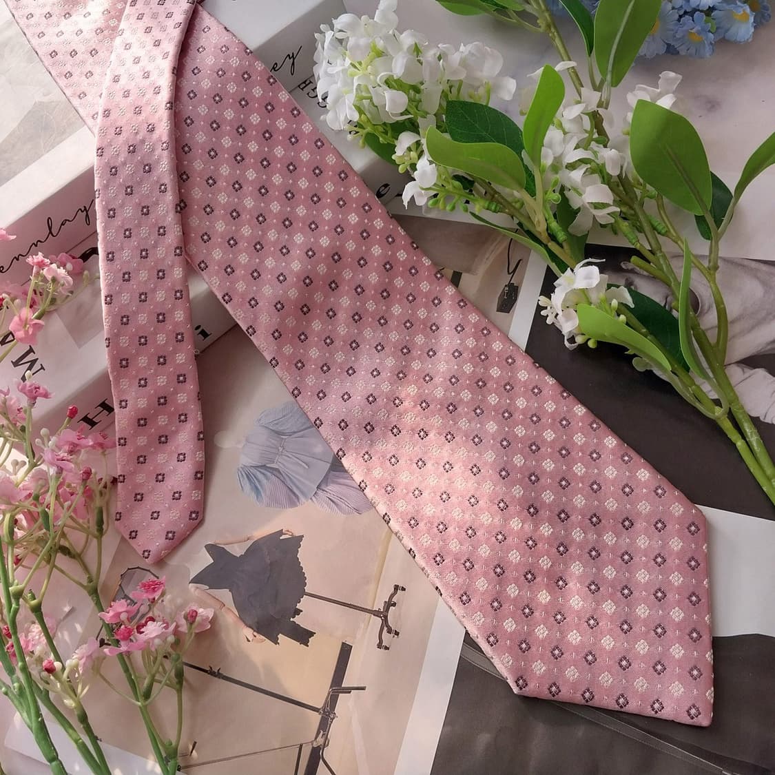 아쿠아스큐텀 실크 핑크 패턴 넥타이 9.4cm A+등급 K1932 상품이미지5