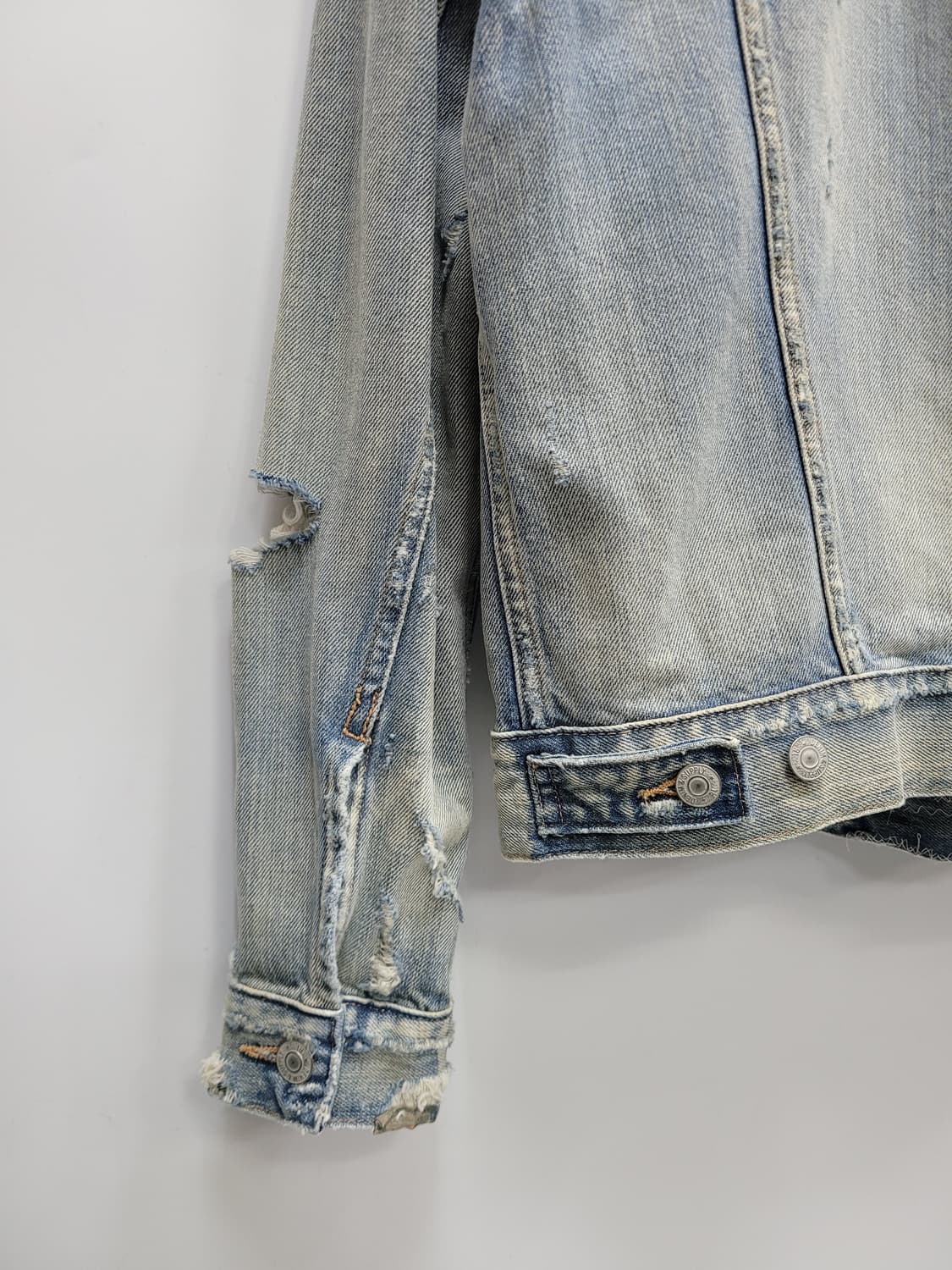 POLO 데님앤서플라이 데미지 트러커 자켓 / 여 S
 상품이미지6