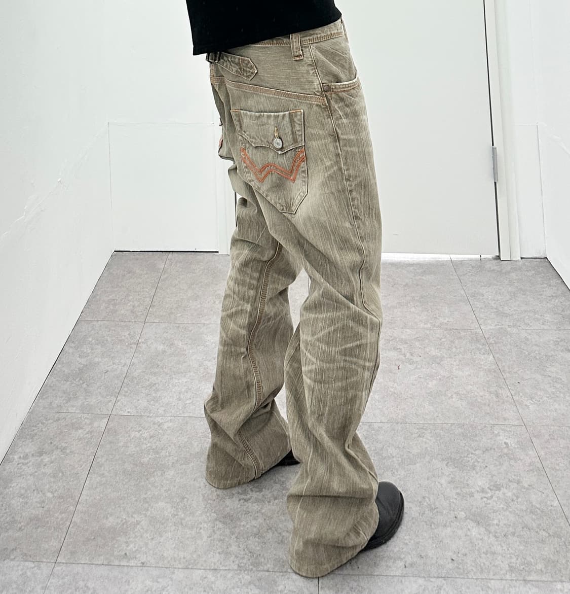 EDWIN flare back strap denim pants 상품이미지2