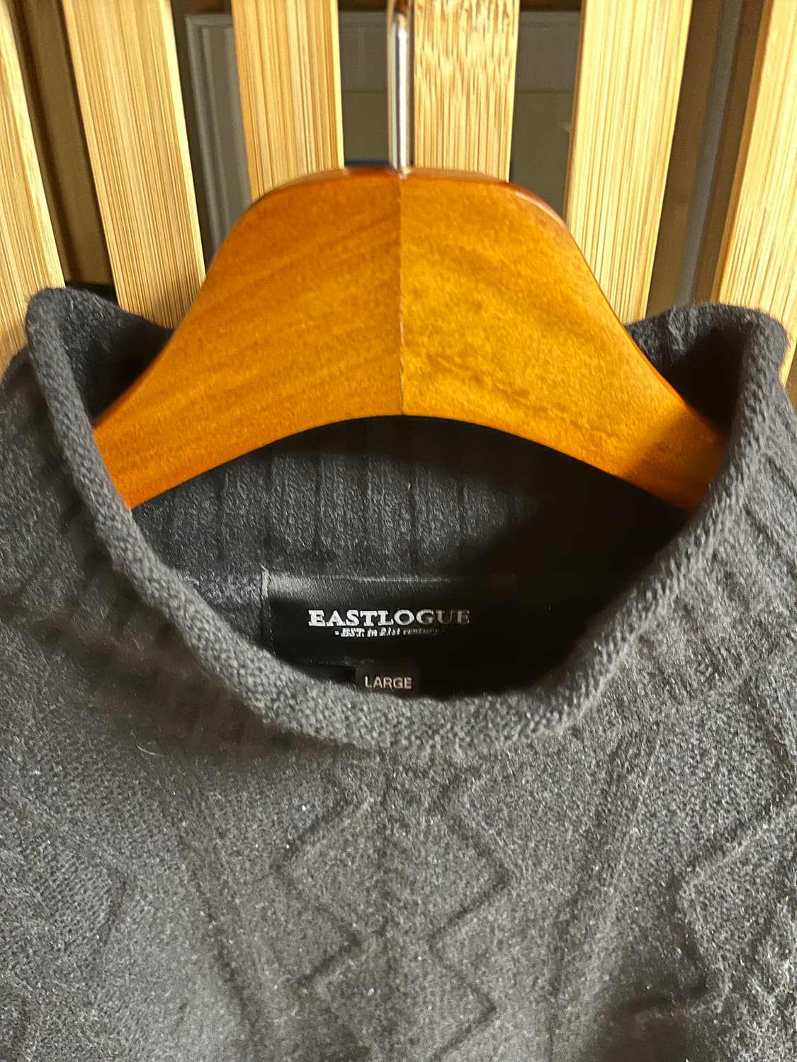 이스트로그 모크 넥 케이블 니트 스웨터 블랙 상품이미지4