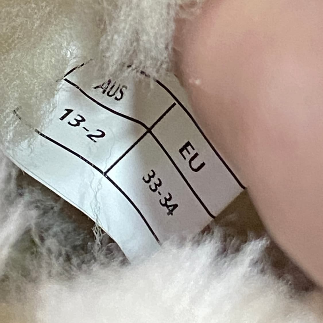 어그 멀티 로고 쉐르파 클리어 부츠 B3445 상품이미지4