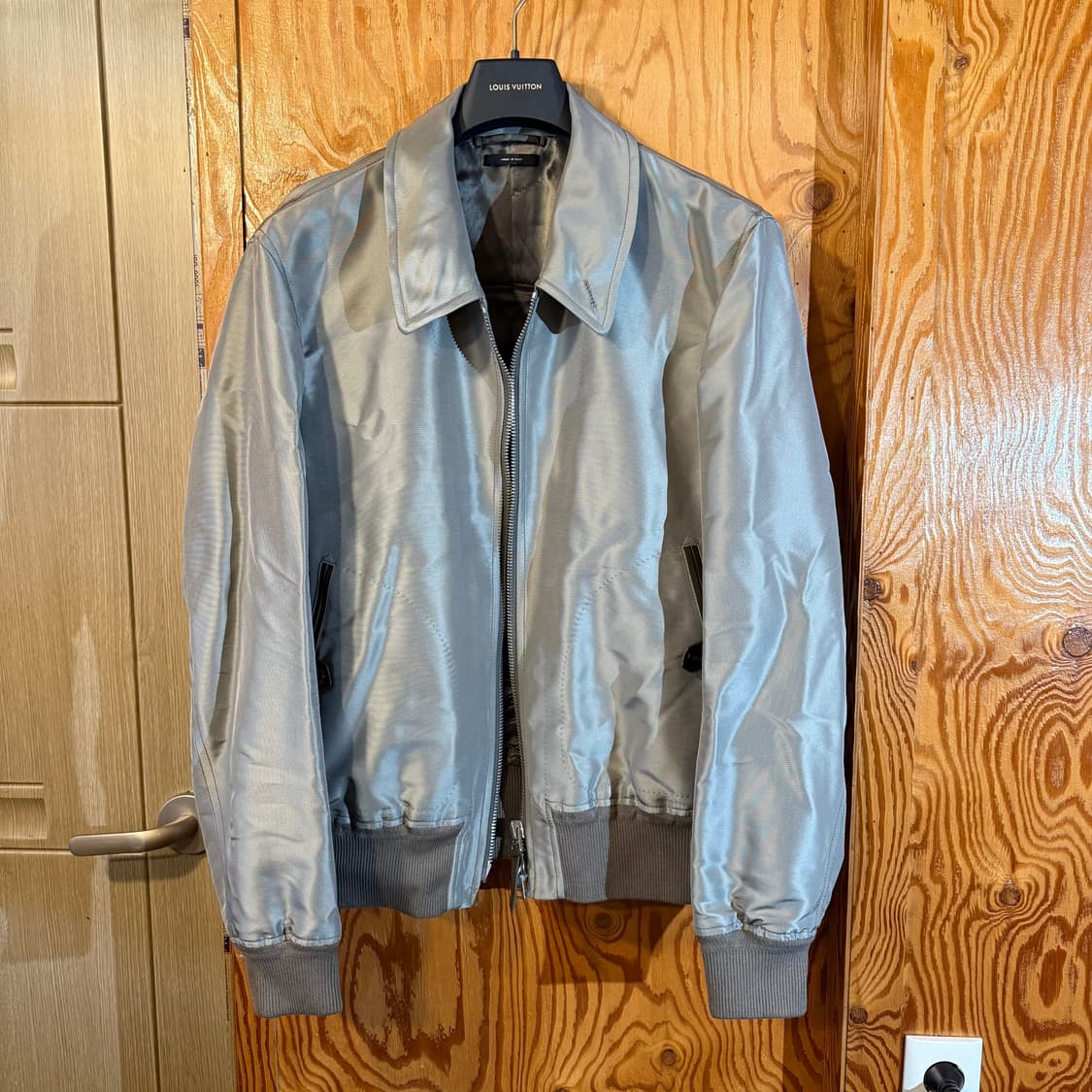 톰포드 실크 봄버 자켓 판매 합니다. 상품이미지3