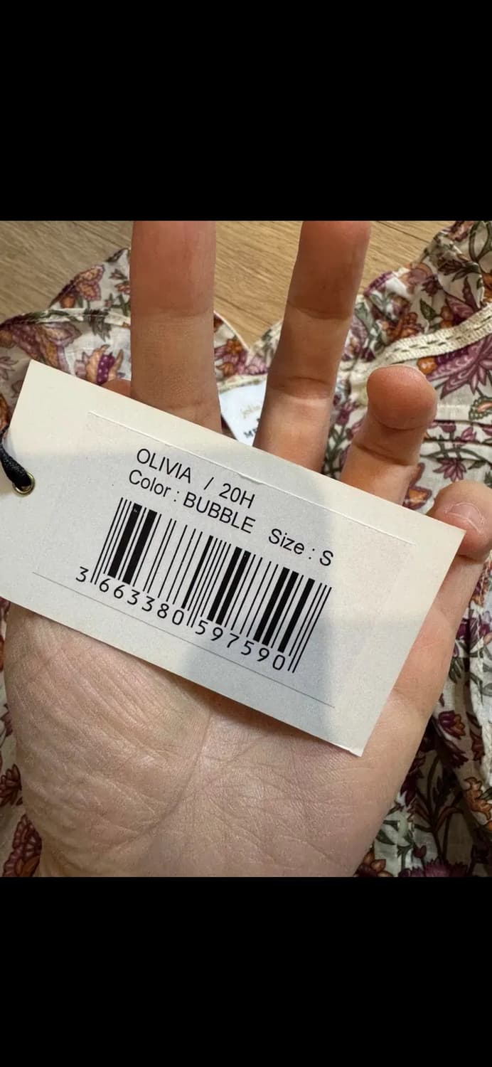 새상품 쁘띠 맨디고트 플로럴 블라우스 상품이미지7