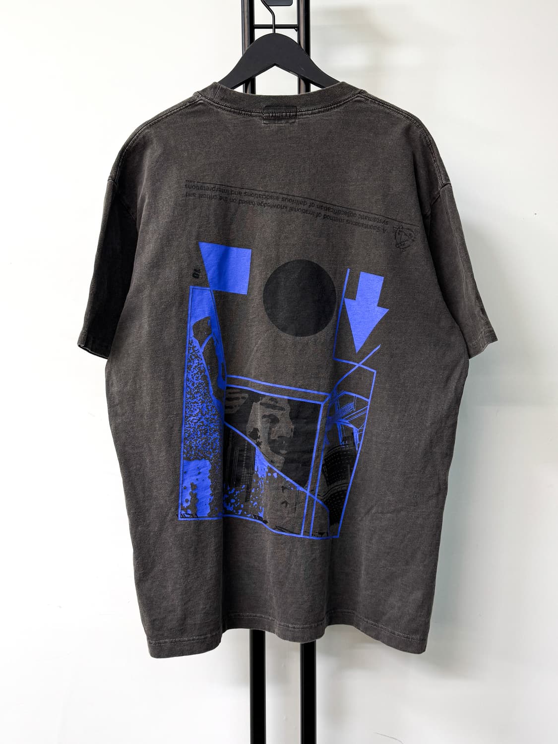 카브 엠트 더블 사이디드 프린트 티셔츠 상품이미지3