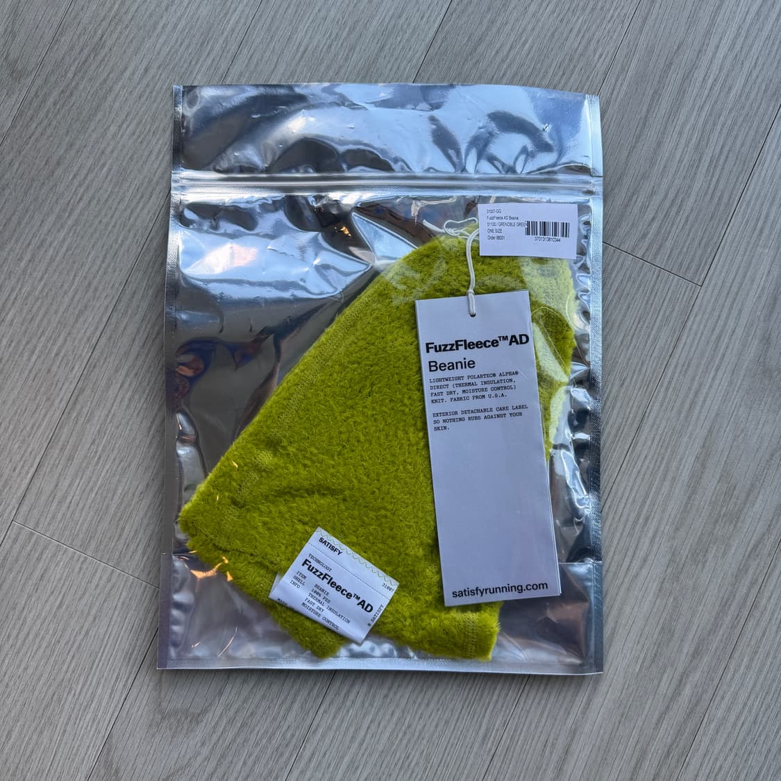 새티스파이 SATISFY FuzzFleece 비니 새상품 상품이미지1