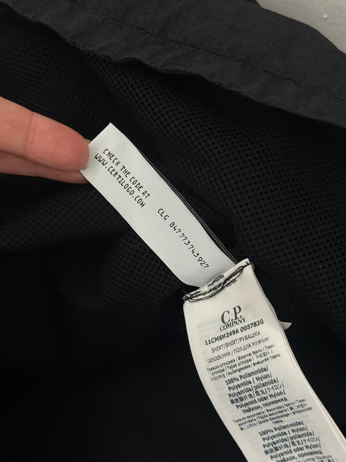 C.P컴퍼니 렌즈와펜 블랙 나일론 오버 셔츠  상품이미지7