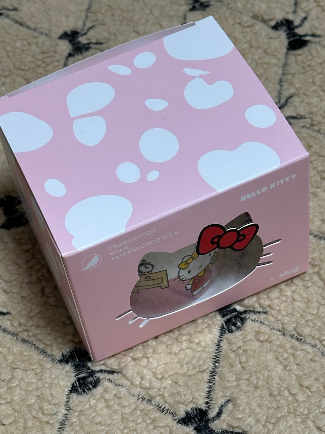 (새상품) 크로우캐년 헬로키티 머그 핑크 판매합니다. 상품이미지3