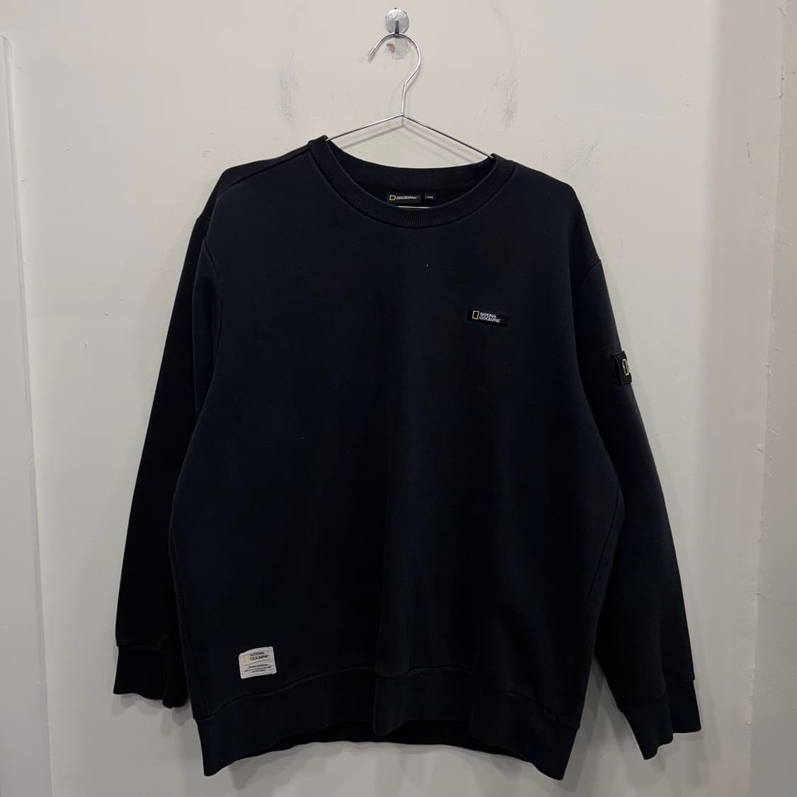 내셔널지오그래픽 슬리브와펜 베이직 맨투맨 상품이미지2