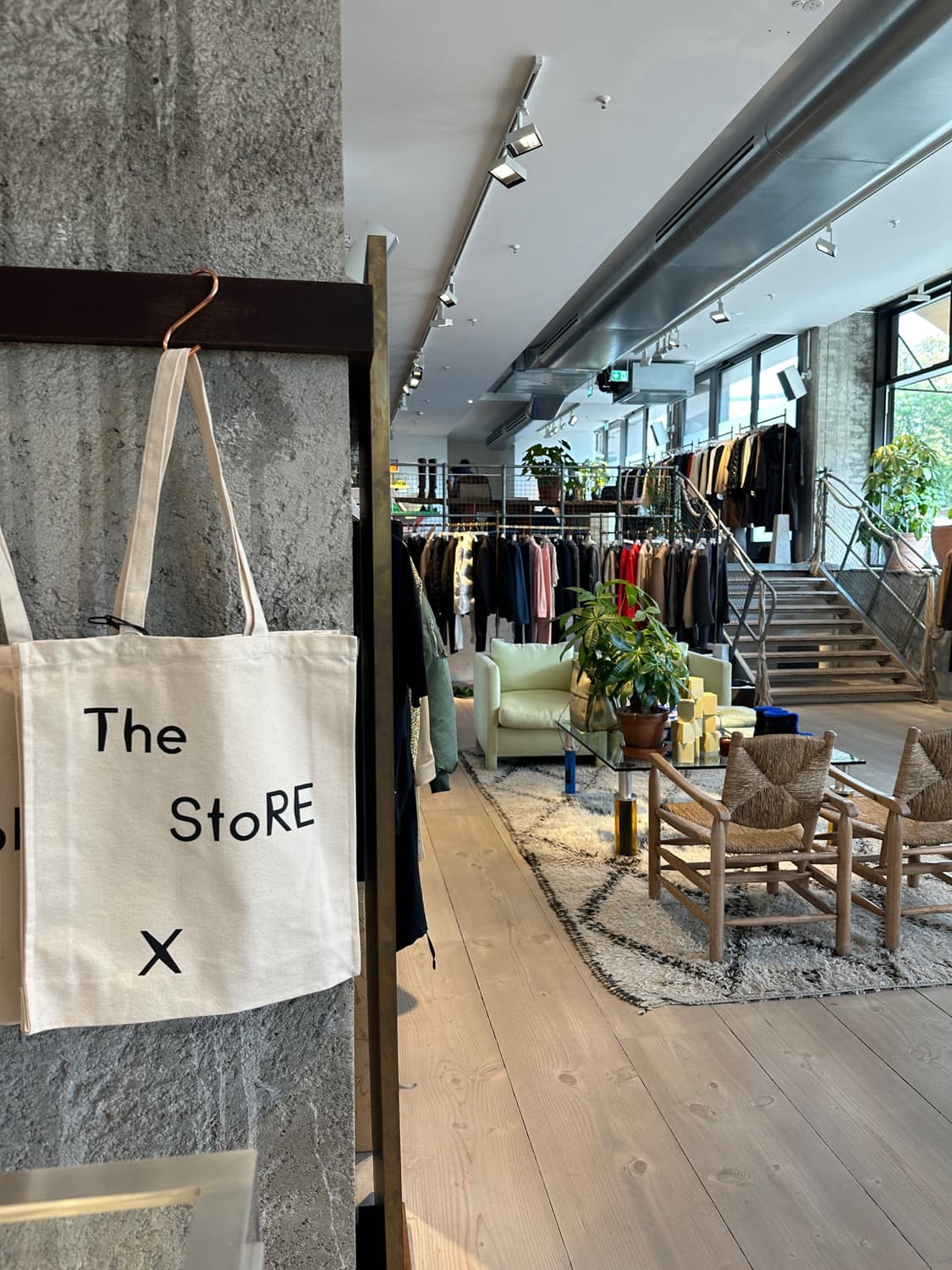 베를린 The Store X 캔버스백 상품이미지2