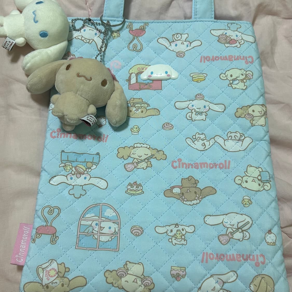 산리오 모두의 퀼트백 시나모롤 모카키링 상품이미지1
