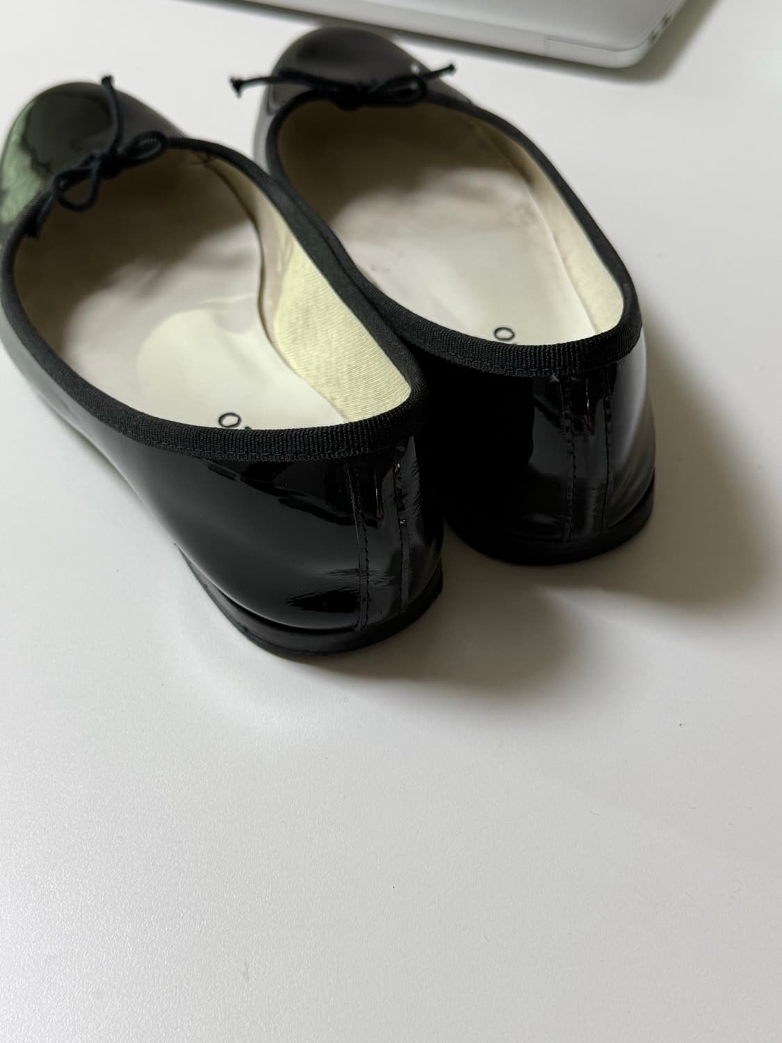 레페토 산드리옹 발레리나 플랫 유광 235 상품이미지2