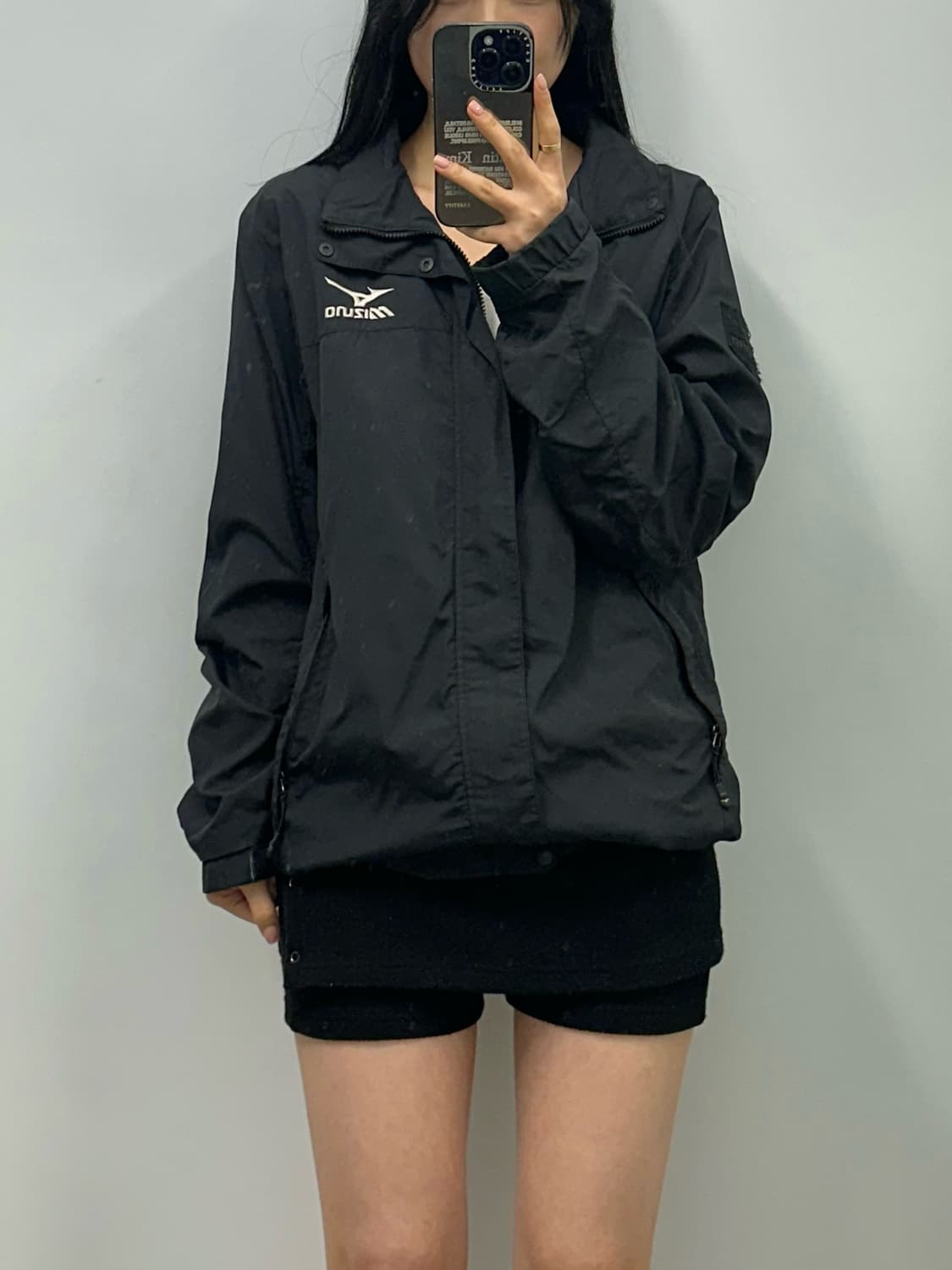 미즈노 로고 블랙 바람막이 상품이미지1