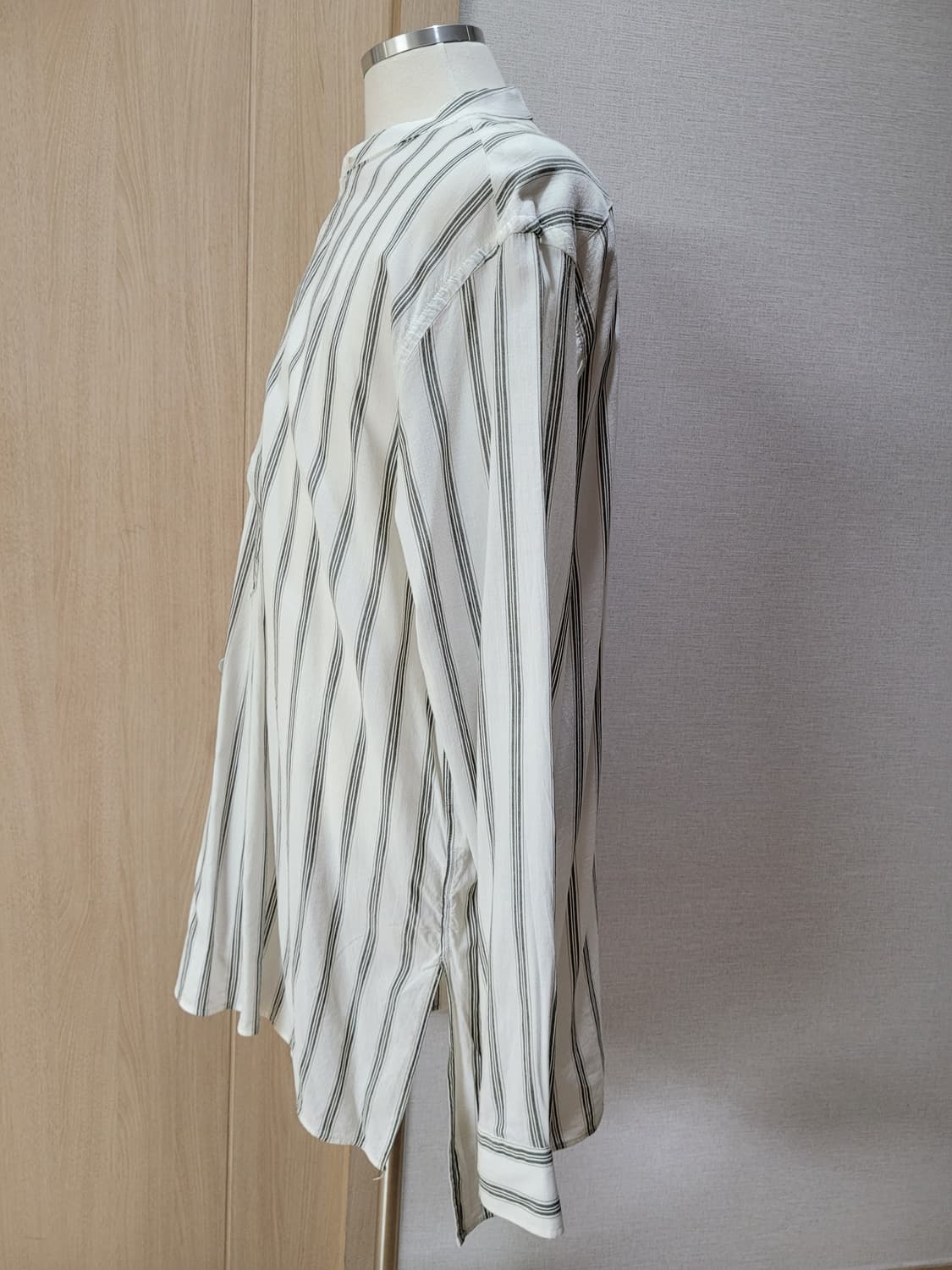 자라 ZARA 남자 스트라이프 헨리넥 풀오버 셔츠 110 화이트 상품이미지5