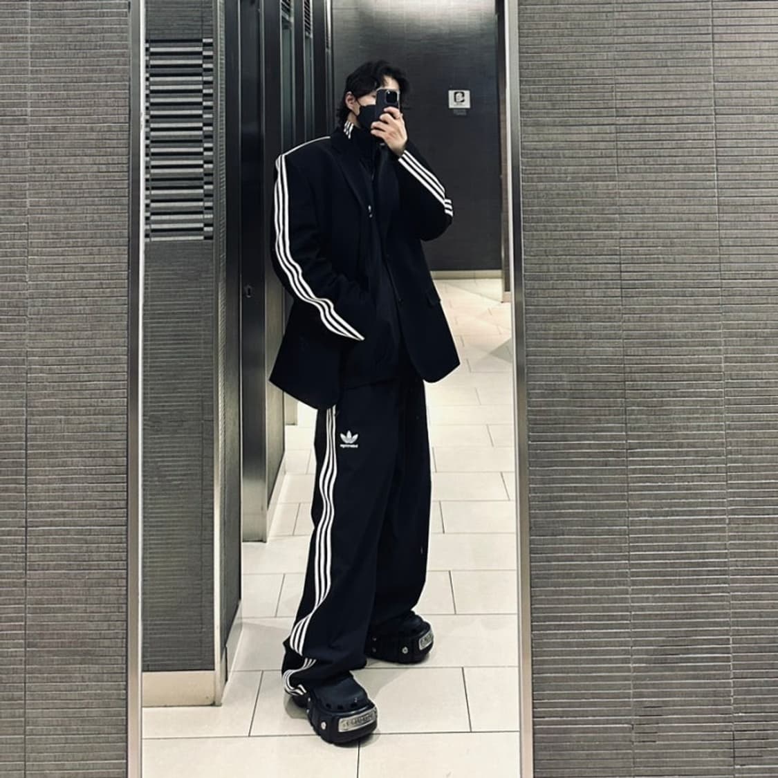 발렌시아가 아디다스 트랙수트 트라우저 블랙  상품이미지2