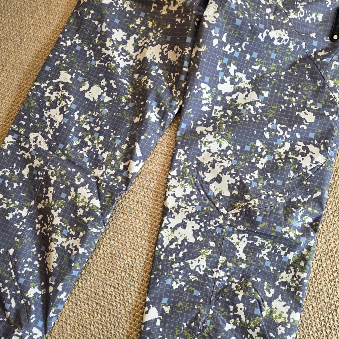 ACW A-Cold-Wall 영국 최상급 디지카모 경량 야상 팬츠 상품이미지3