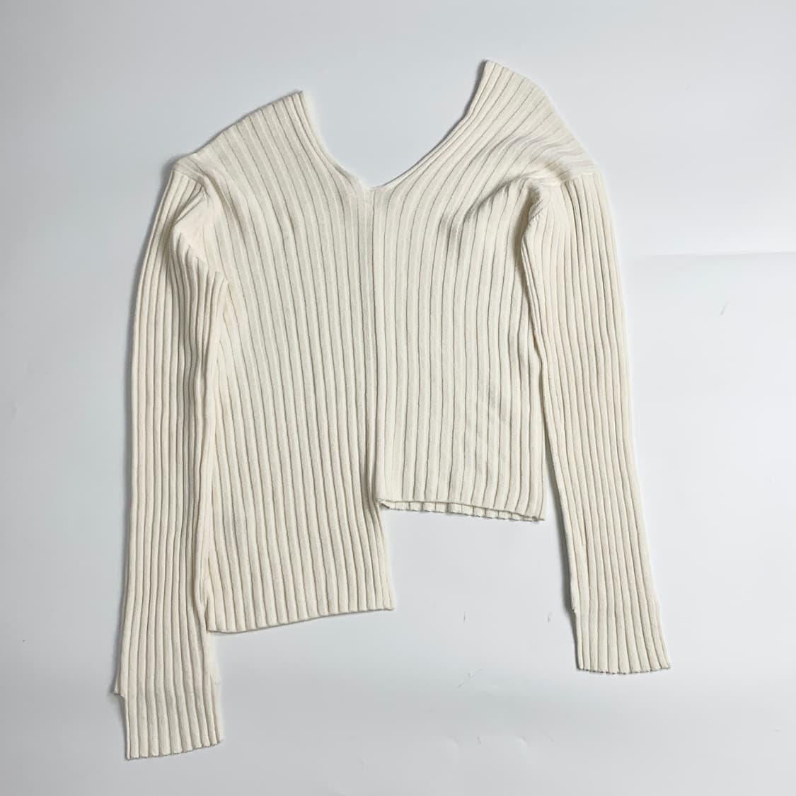 헬무트랭 언발란스컷 오프숄더 상품이미지7