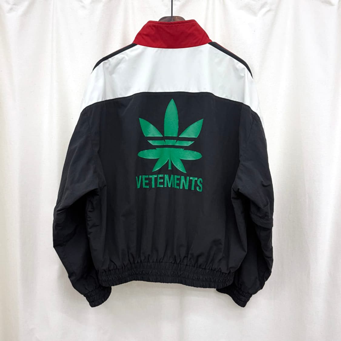 베트멍 마리화나 도킹 트랙 자켓 상품이미지6