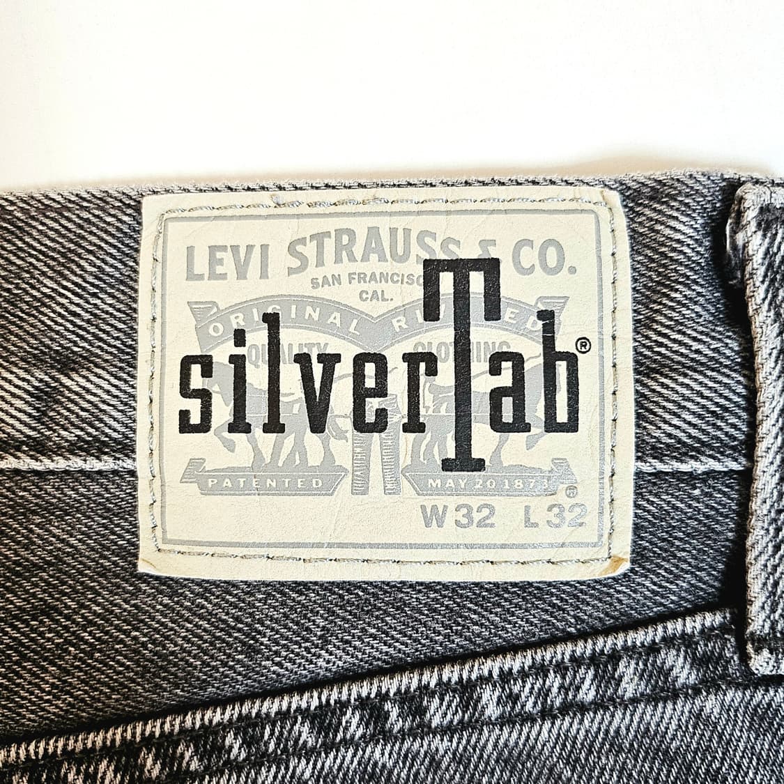 [32X32][리바이스] 실버탭®루즈핏 블랙 데님# 상품이미지6