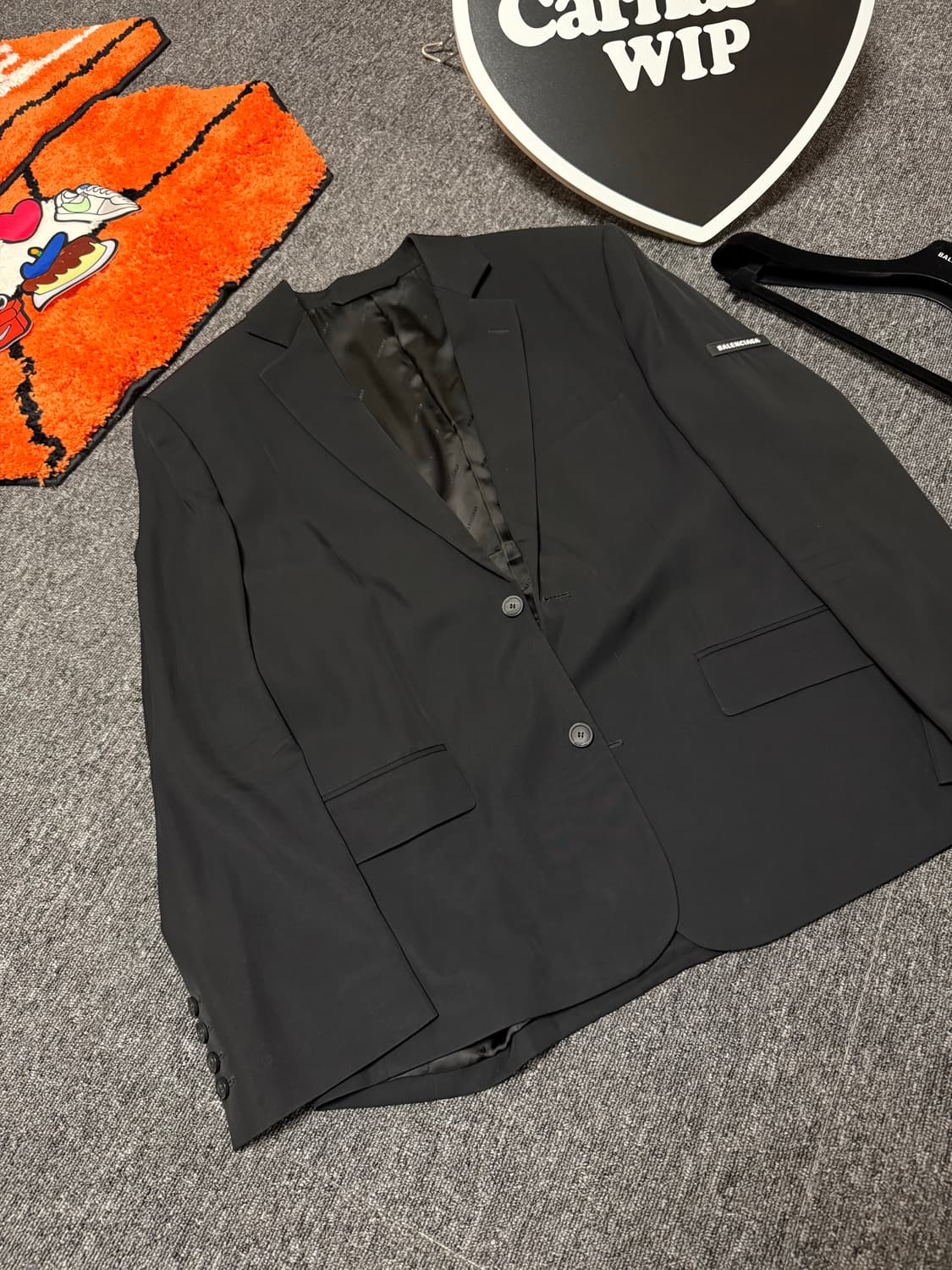 [34] 발렌시아가 워시드 로고 패치 블레이저 자켓 블랙 상품이미지2