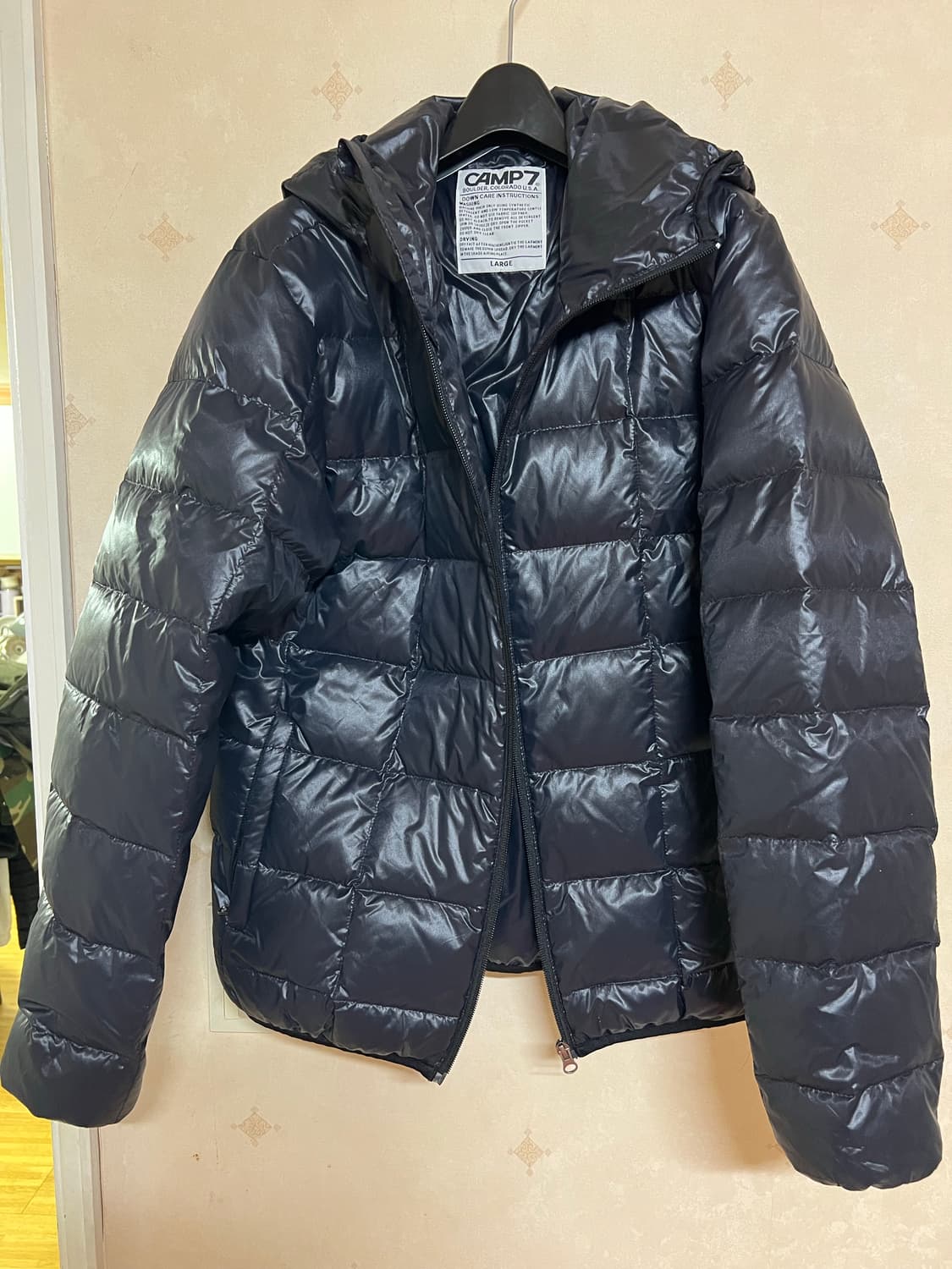 CAMP7 검정색 패딩 다운 점퍼 L사이즈입니다 상품이미지1
