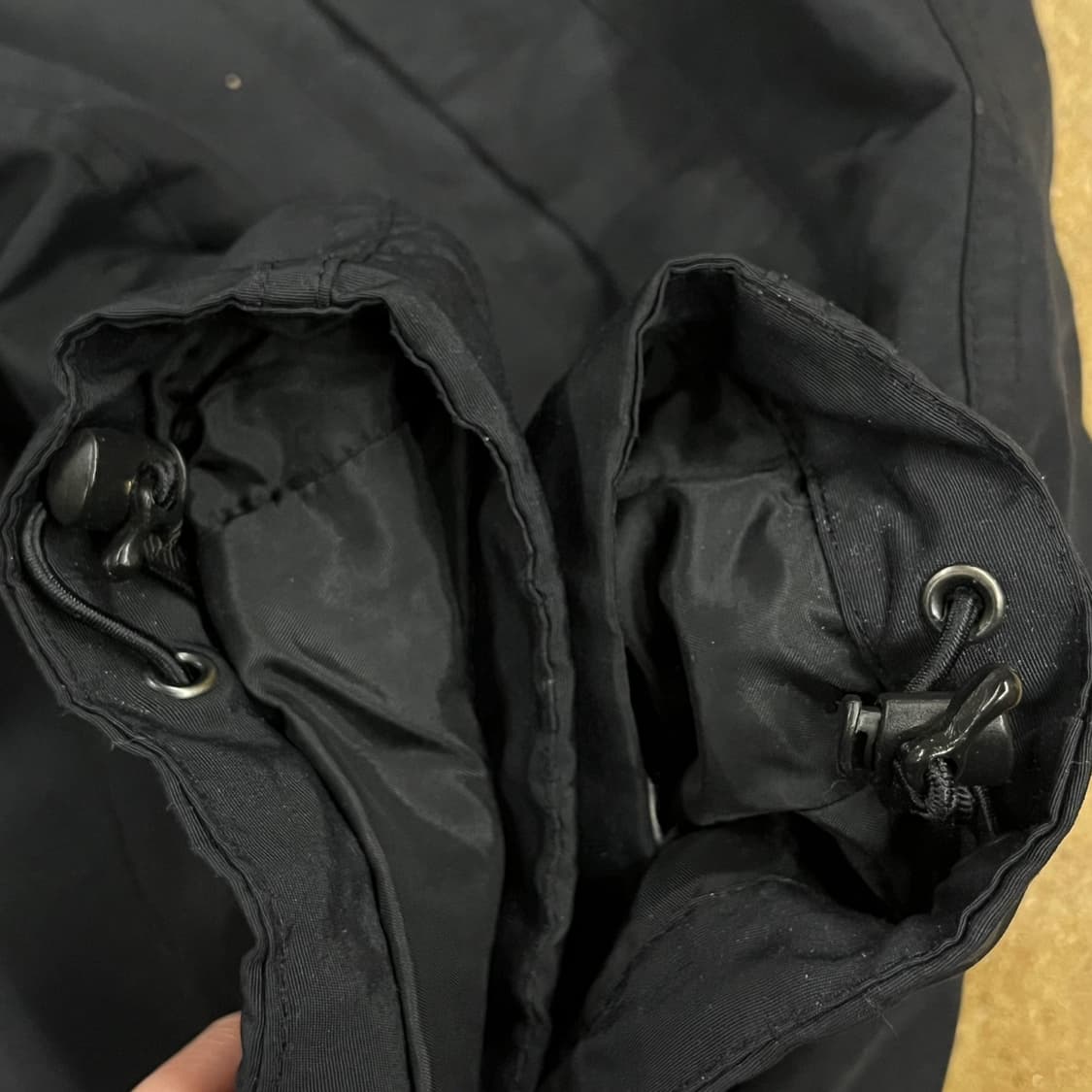 [정품/85] 노스페이스 블랙 후드 바람막이 자켓 b17 상품이미지7