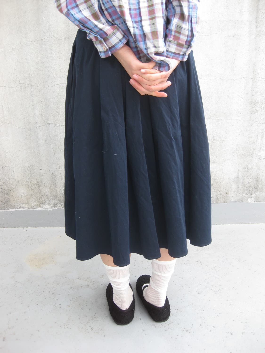 네이비 미디 스커트 상품이미지2