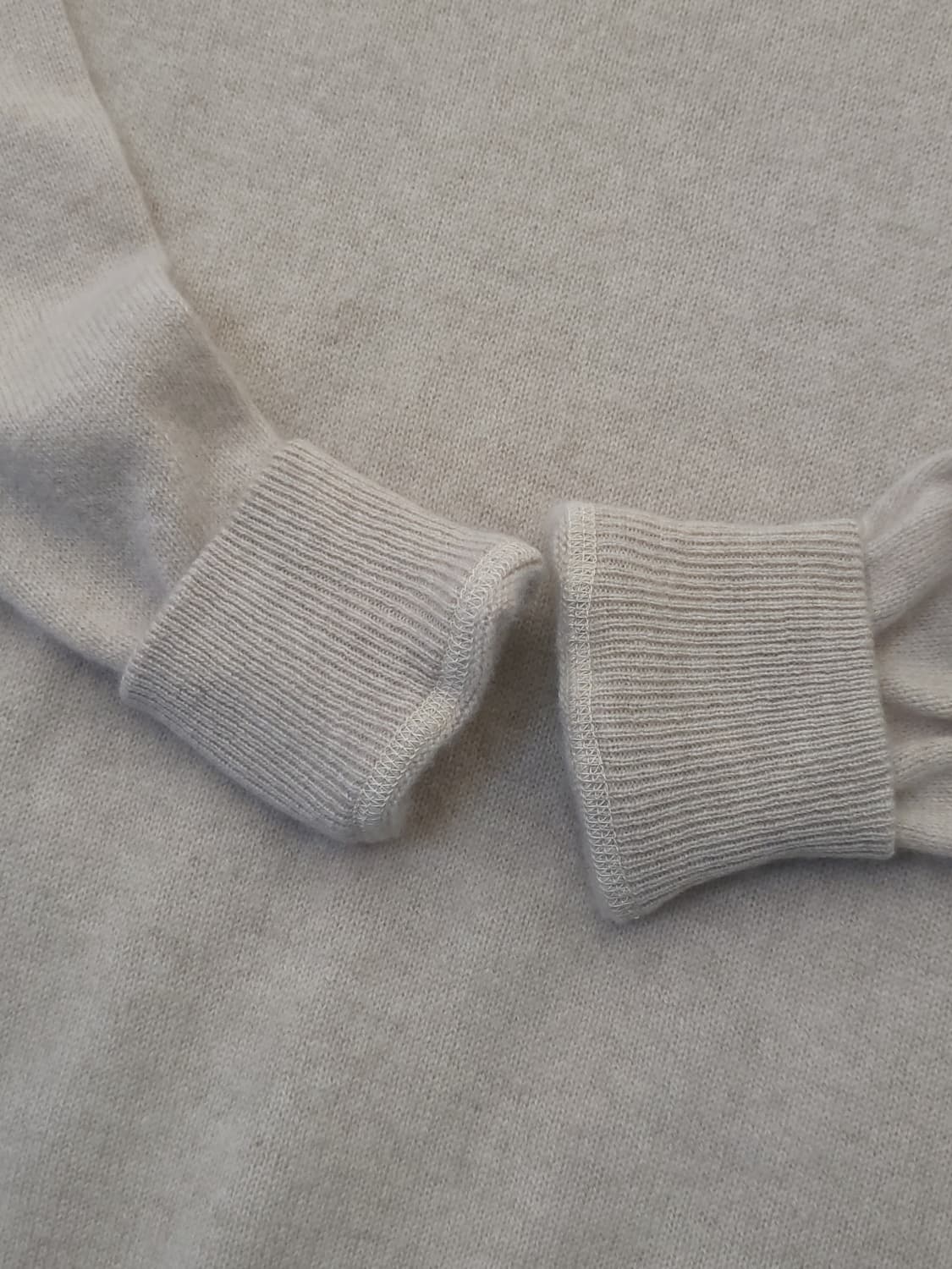 캐시미어 라운드넥 니트 베이지 s 상품이미지4