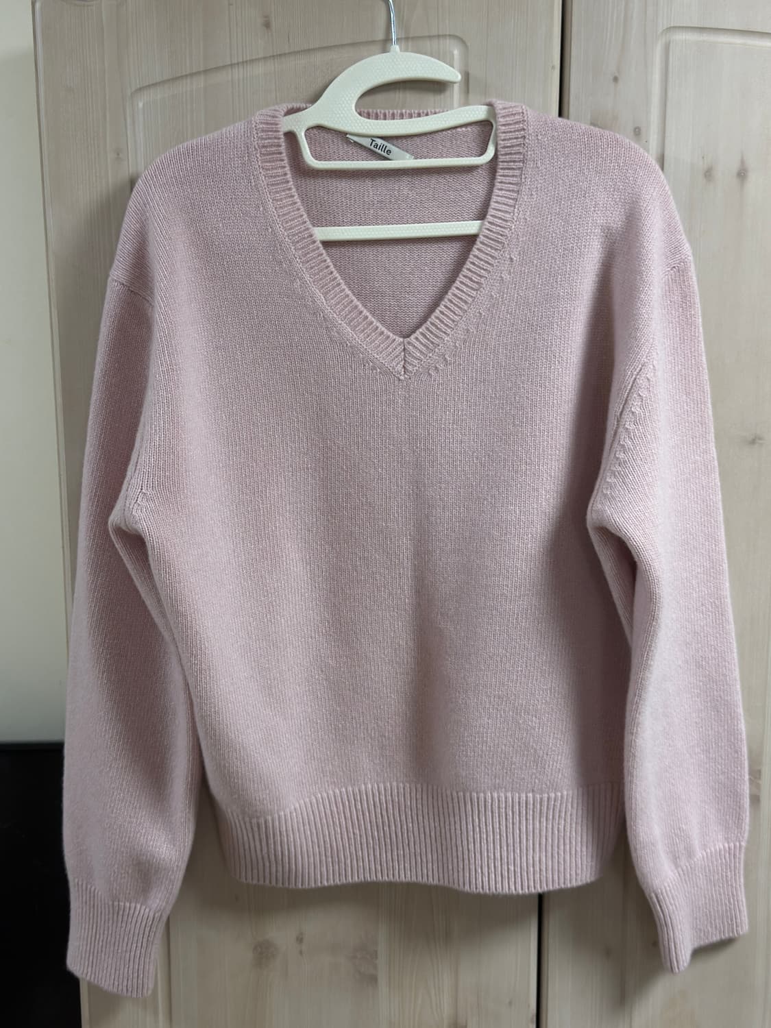 타일레 로지핑크 브이넥니트 1사이즈 상품이미지1