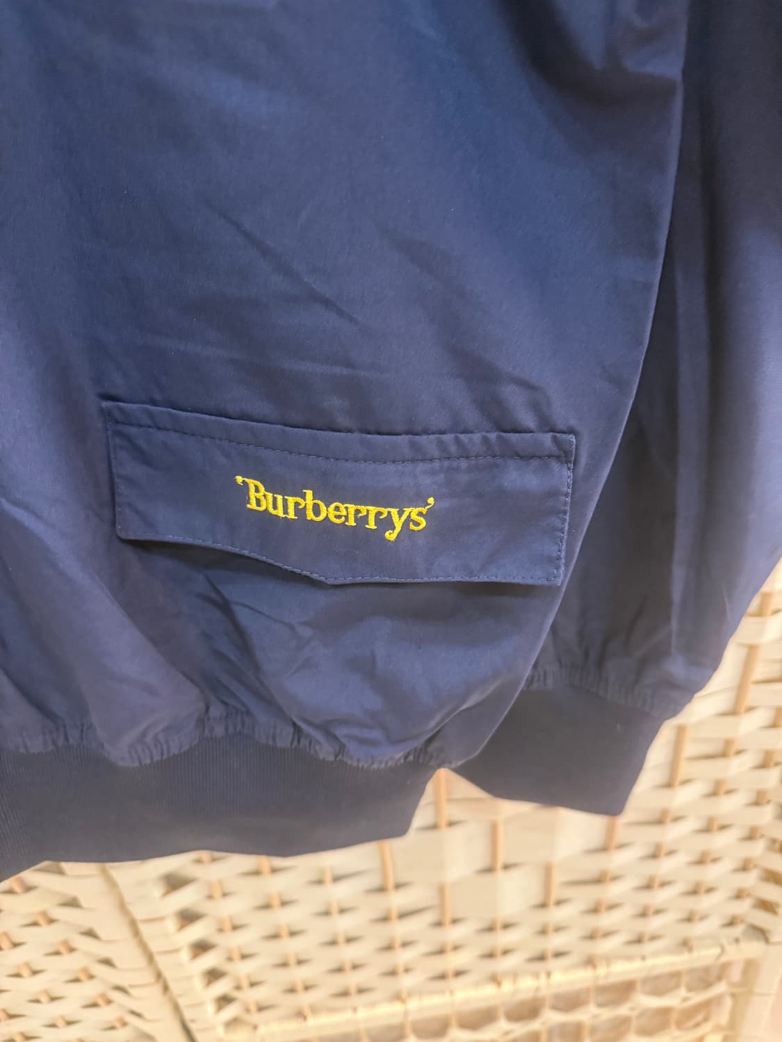 105 정품 버버리 빈티지 바막 브이넥 팝니다 상품이미지7