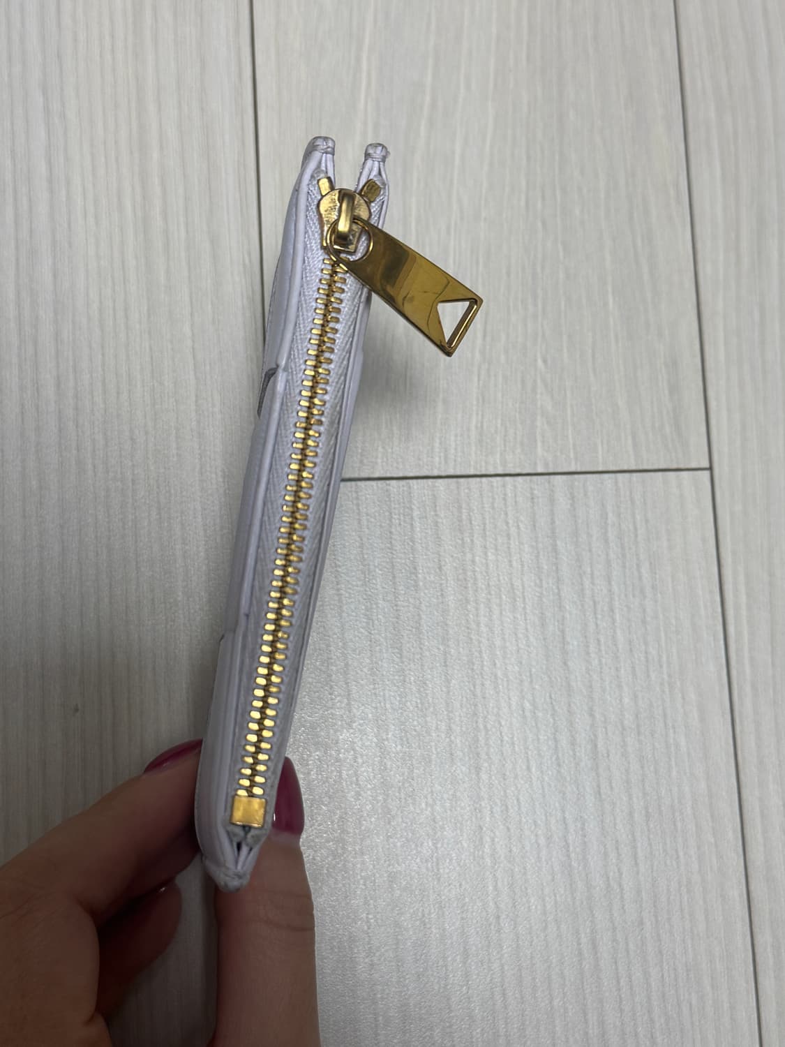 보테가 베네타 오이스터 카세트 지퍼 카드 지갑 라벤더 상품이미지4