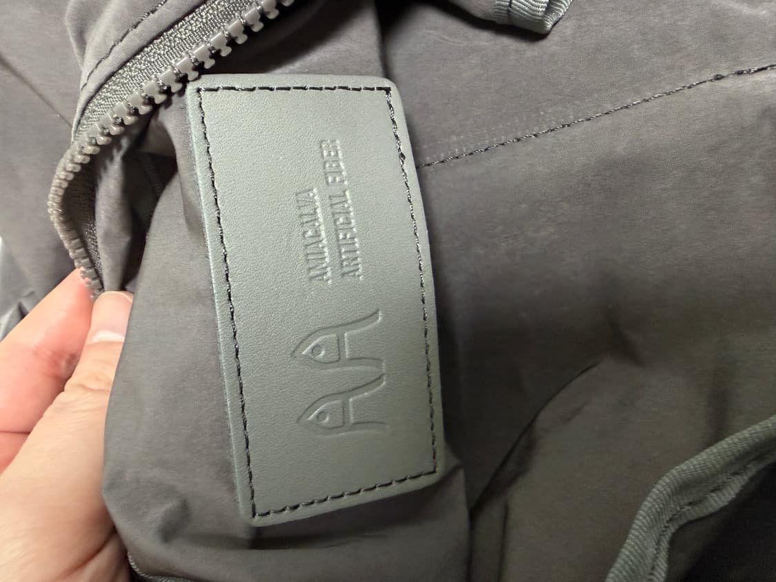 아미아칼바 바디백 그레이 상품이미지4