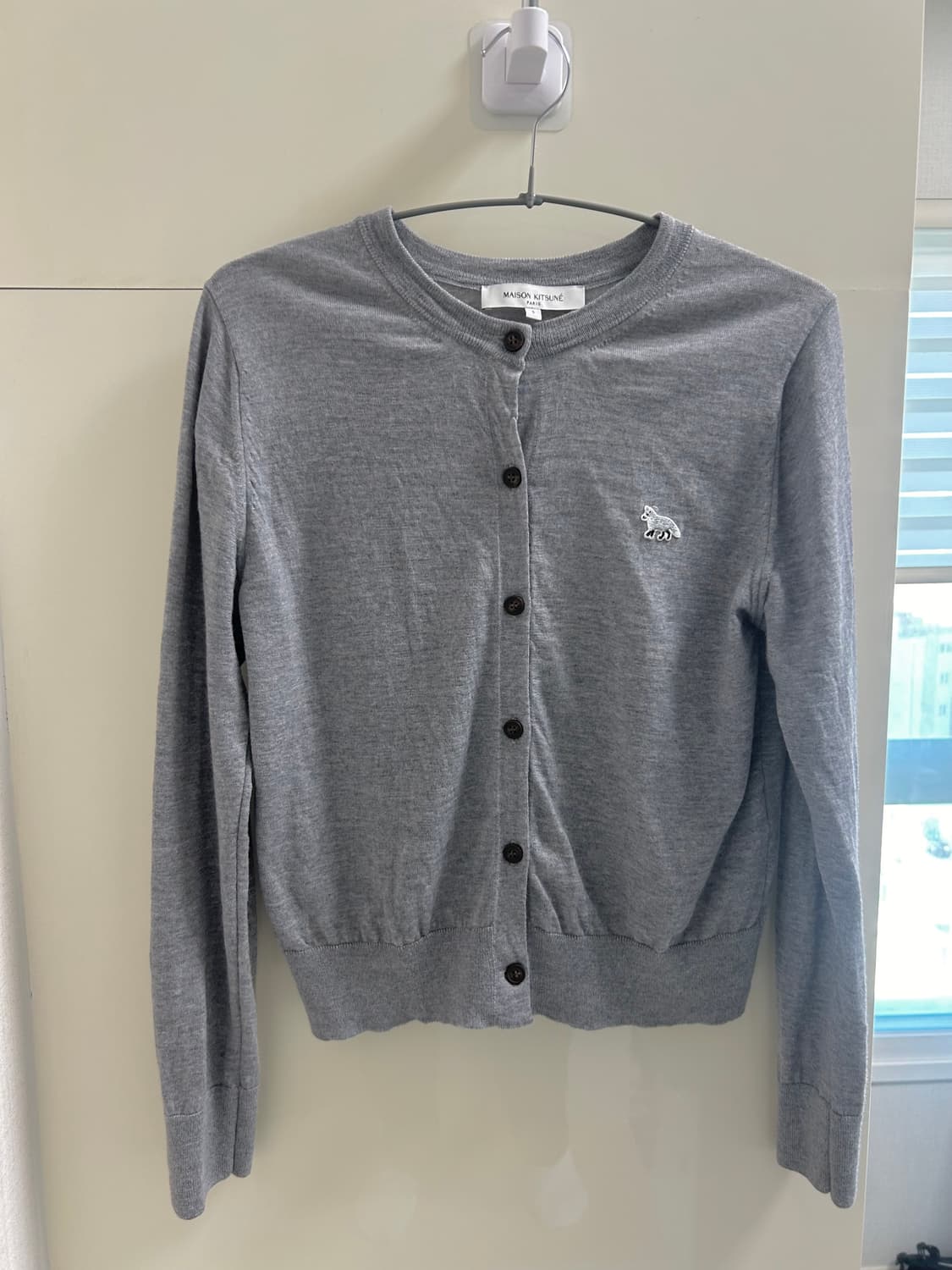 메종키츠네 베이비 폭스 패치 가디건 S 그레이 정품 상품이미지1