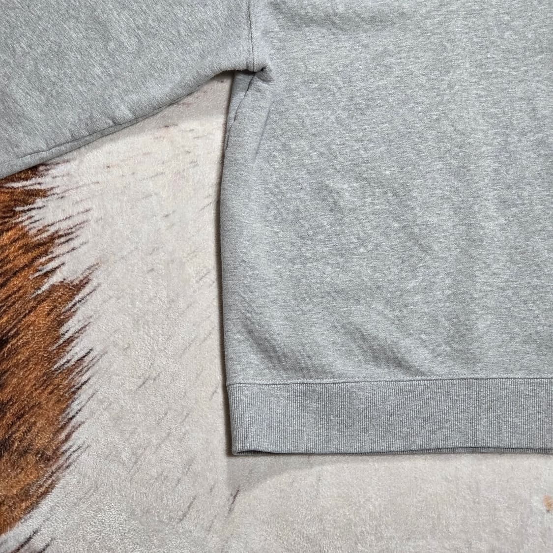 커버낫 그레이 맨투맨 상품이미지7